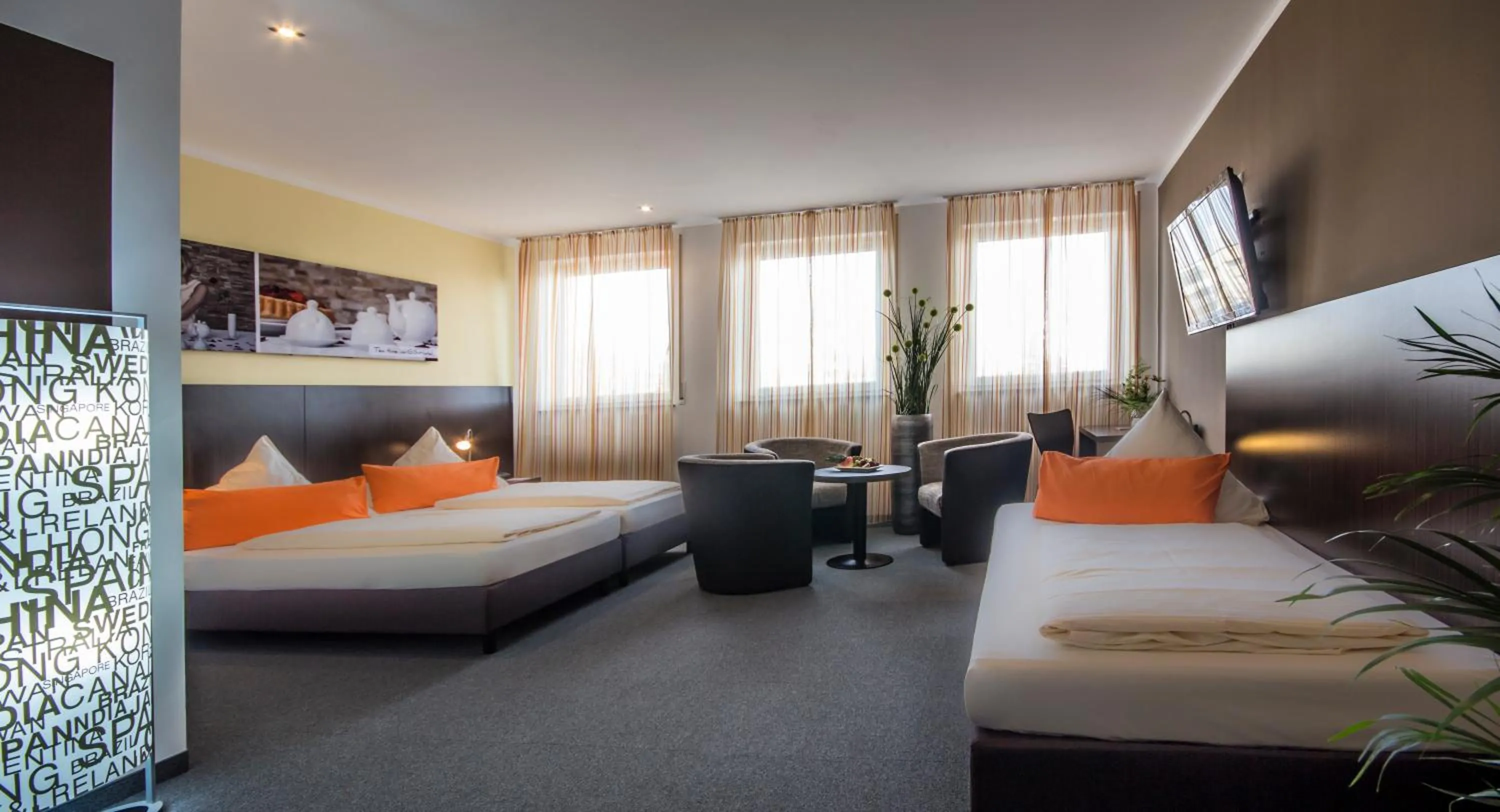 Photo of the whole room, Bed in GS Hotel