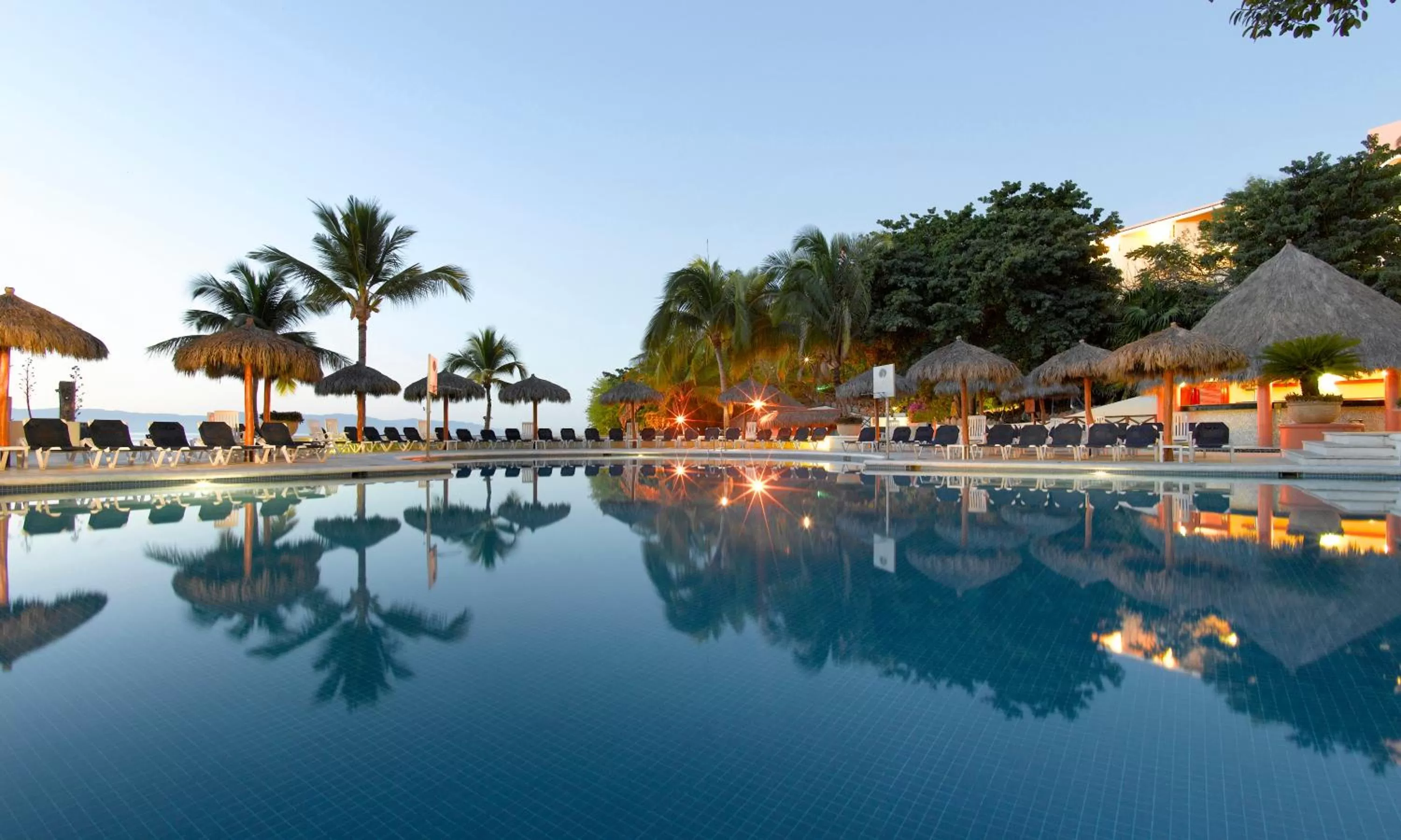 Swimming pool in Grand Palladium Vallarta Resort & Spa - All Inclusive