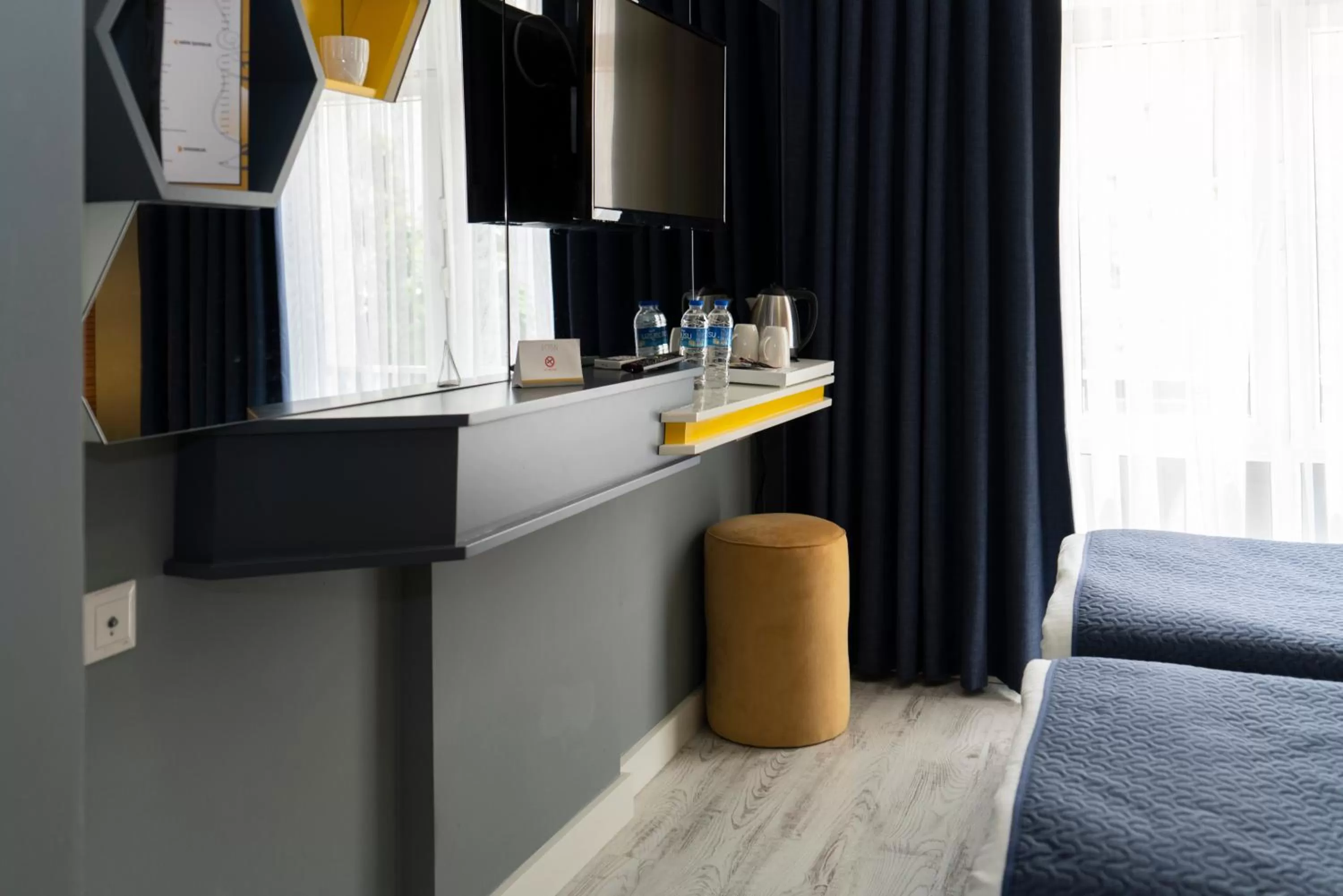 TV and multimedia in Letstay Hotel - Adults Only