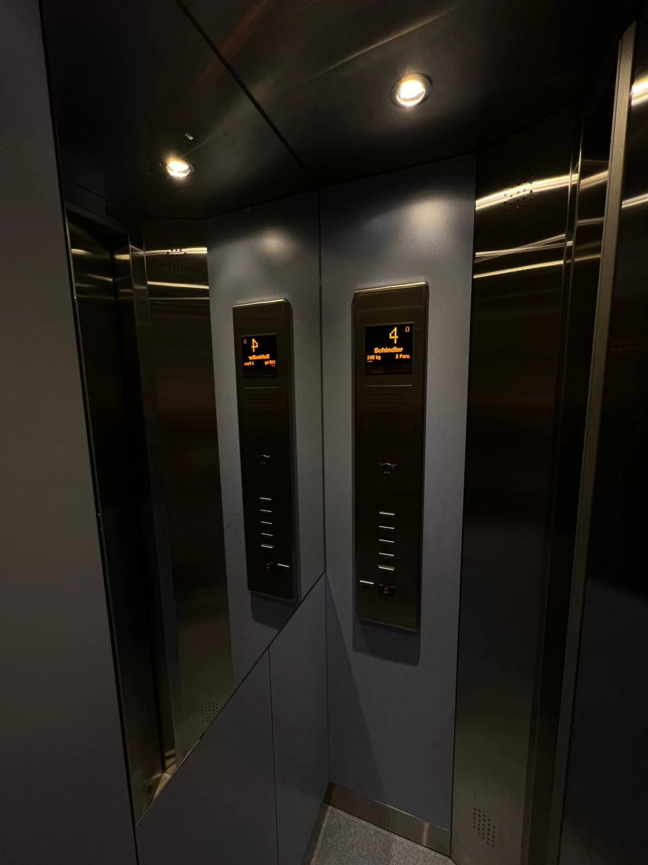 elevator in Seefeld Residenz