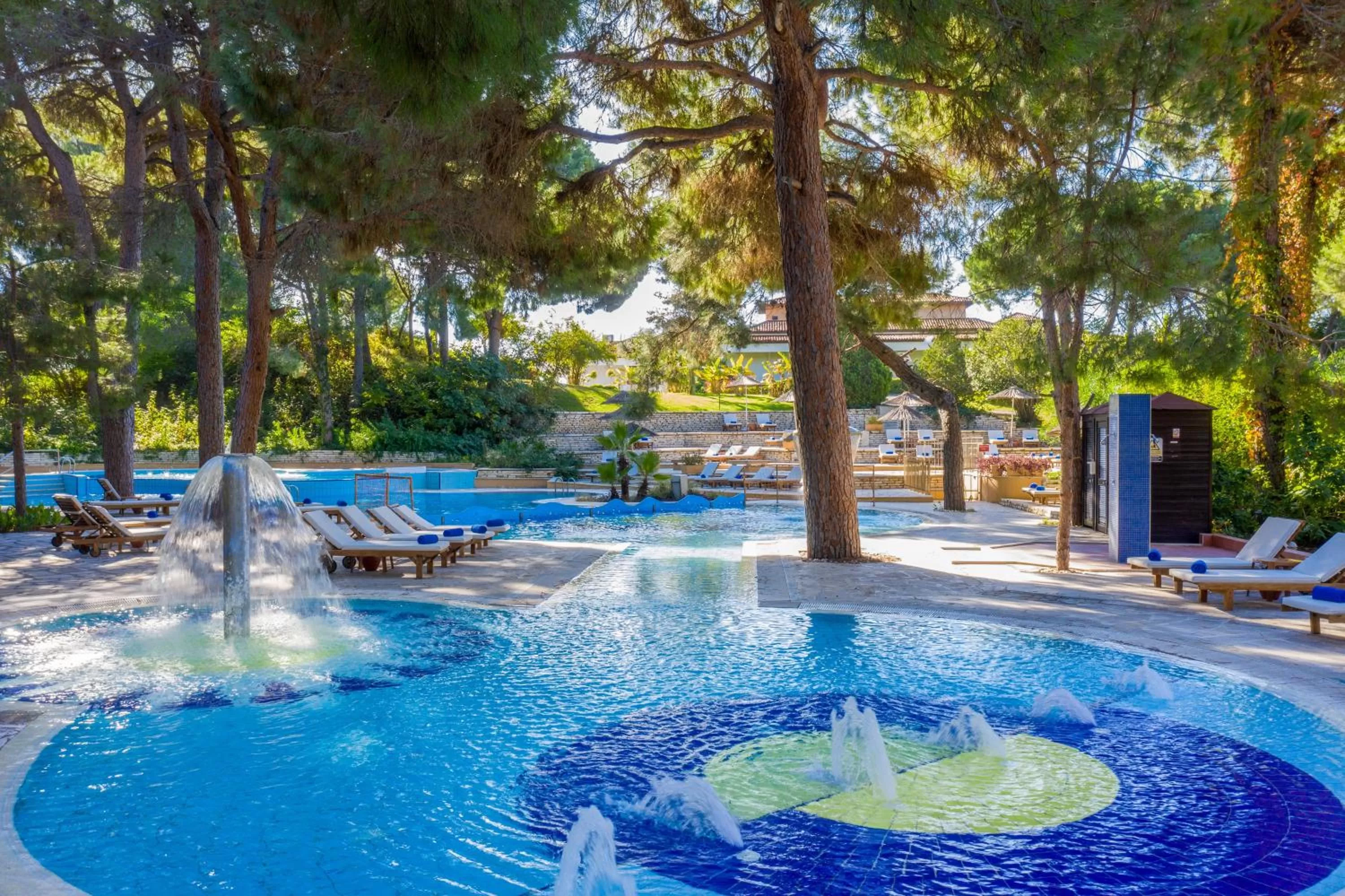 Swimming pool in Asteria Family Resort Belek