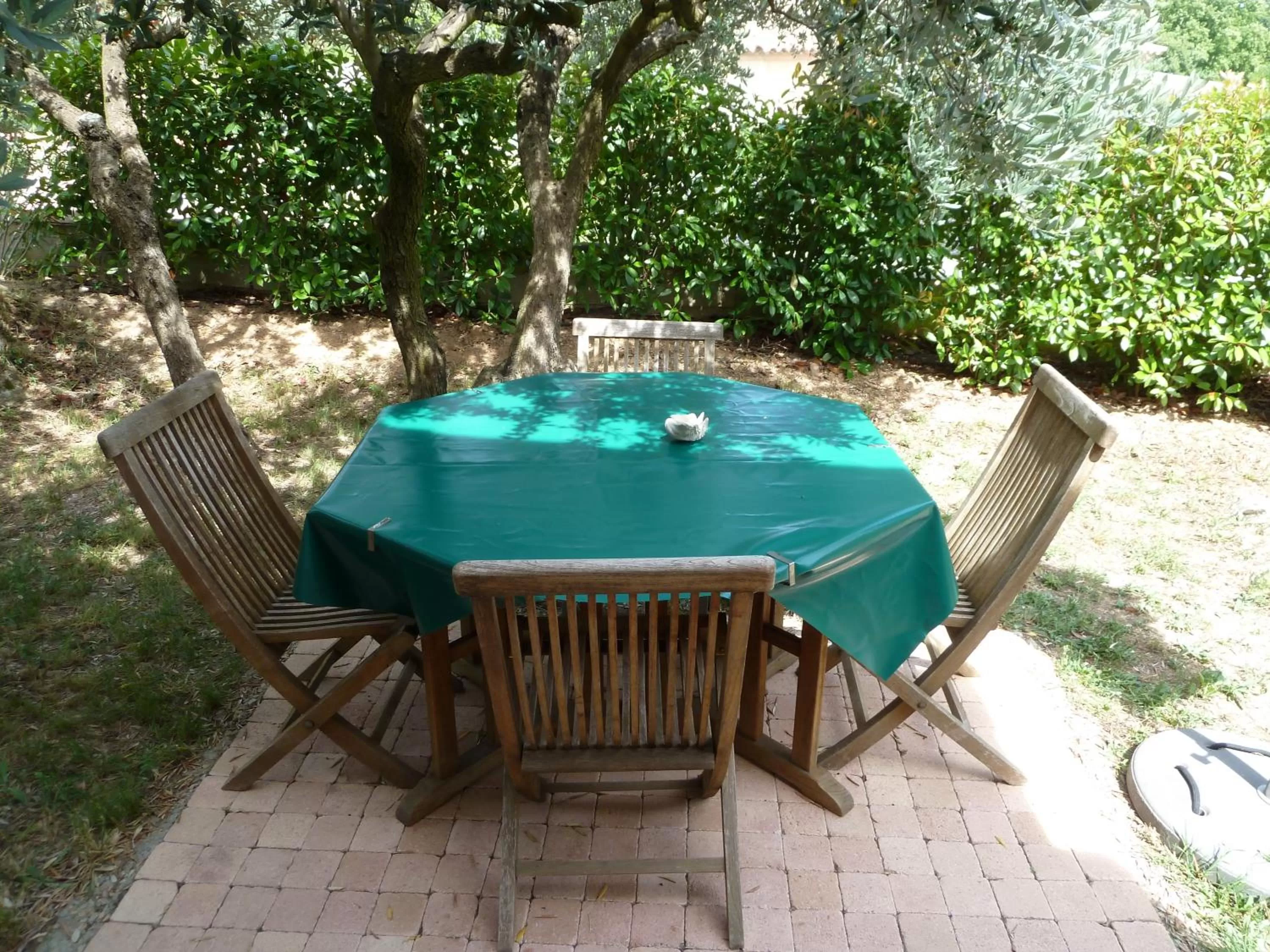 Garden in Mas de l'Olivette