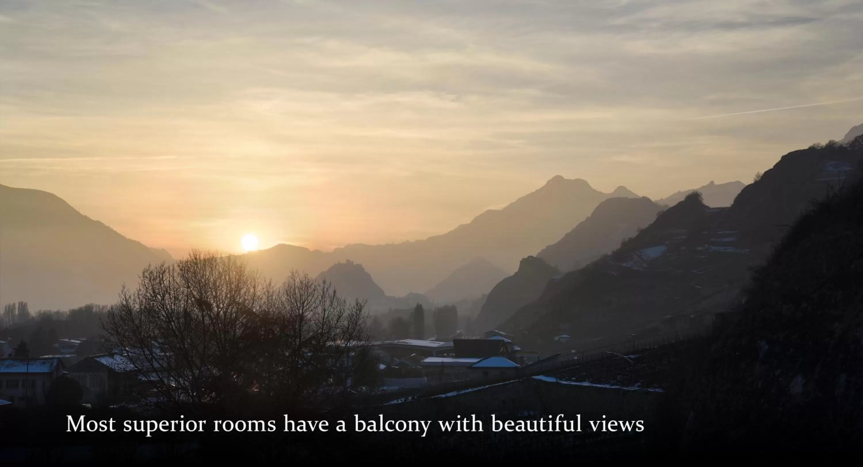 Mountain view in Hôtel des Vignes