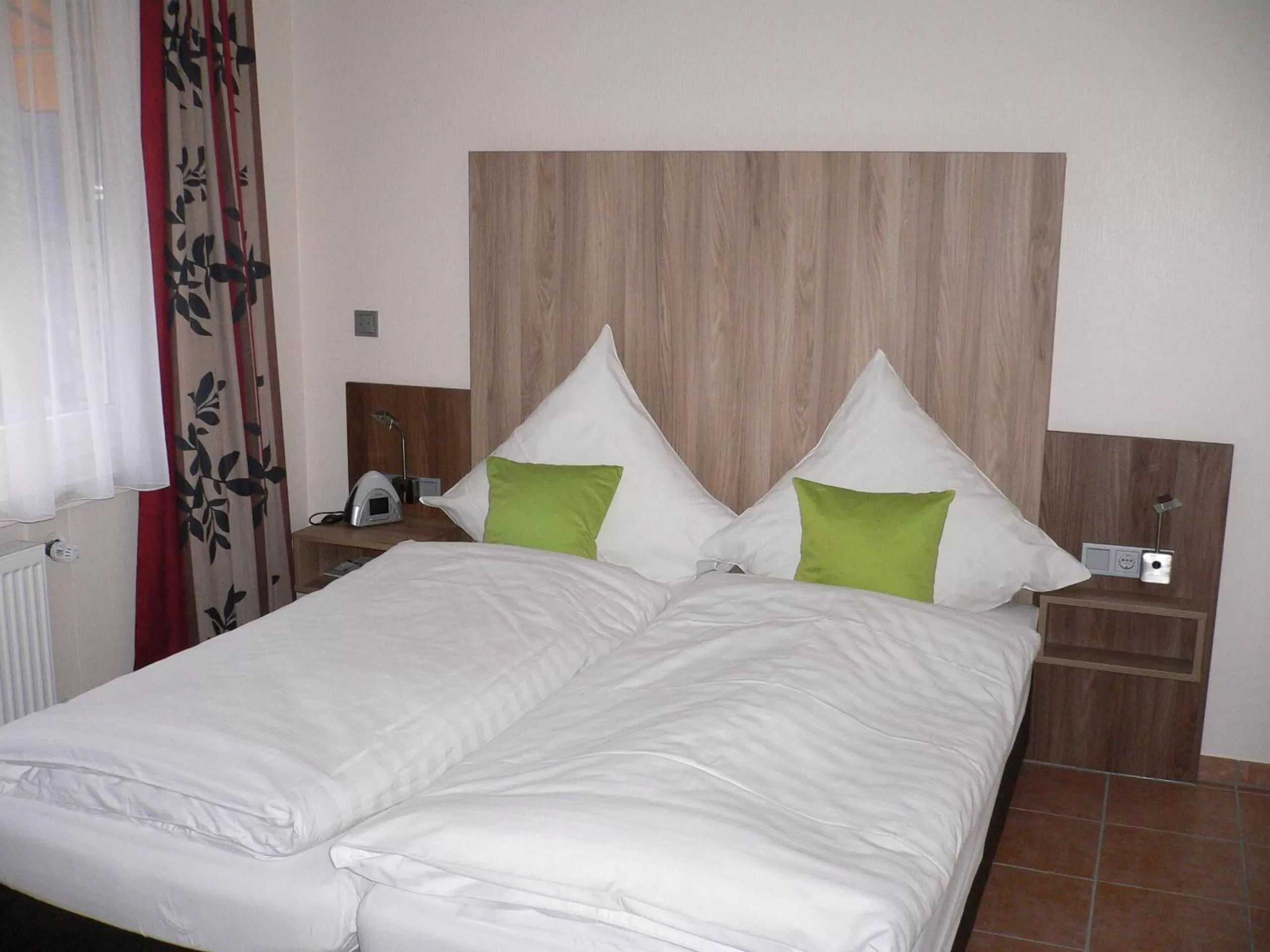 Photo of the whole room, Bed in Hotel Hubertus Hamacher