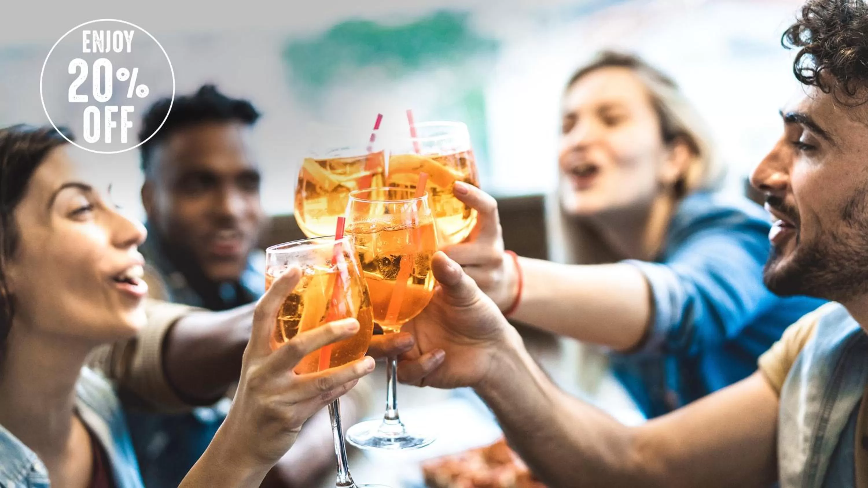 Lounge or bar in InterContinental Bahrain by IHG