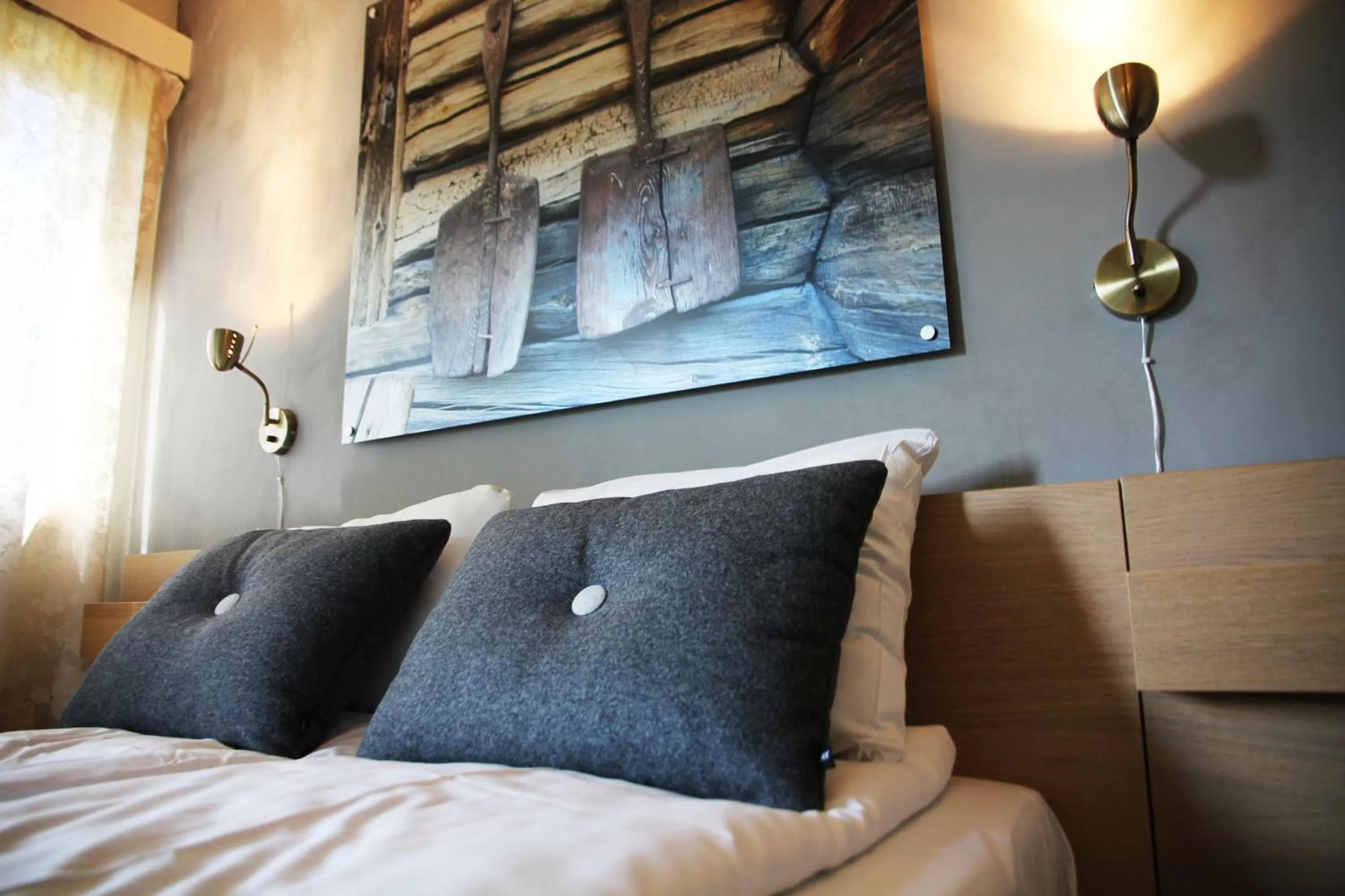 Decorative detail, Bed in Lillehammer Turistsenter Budget Hotel