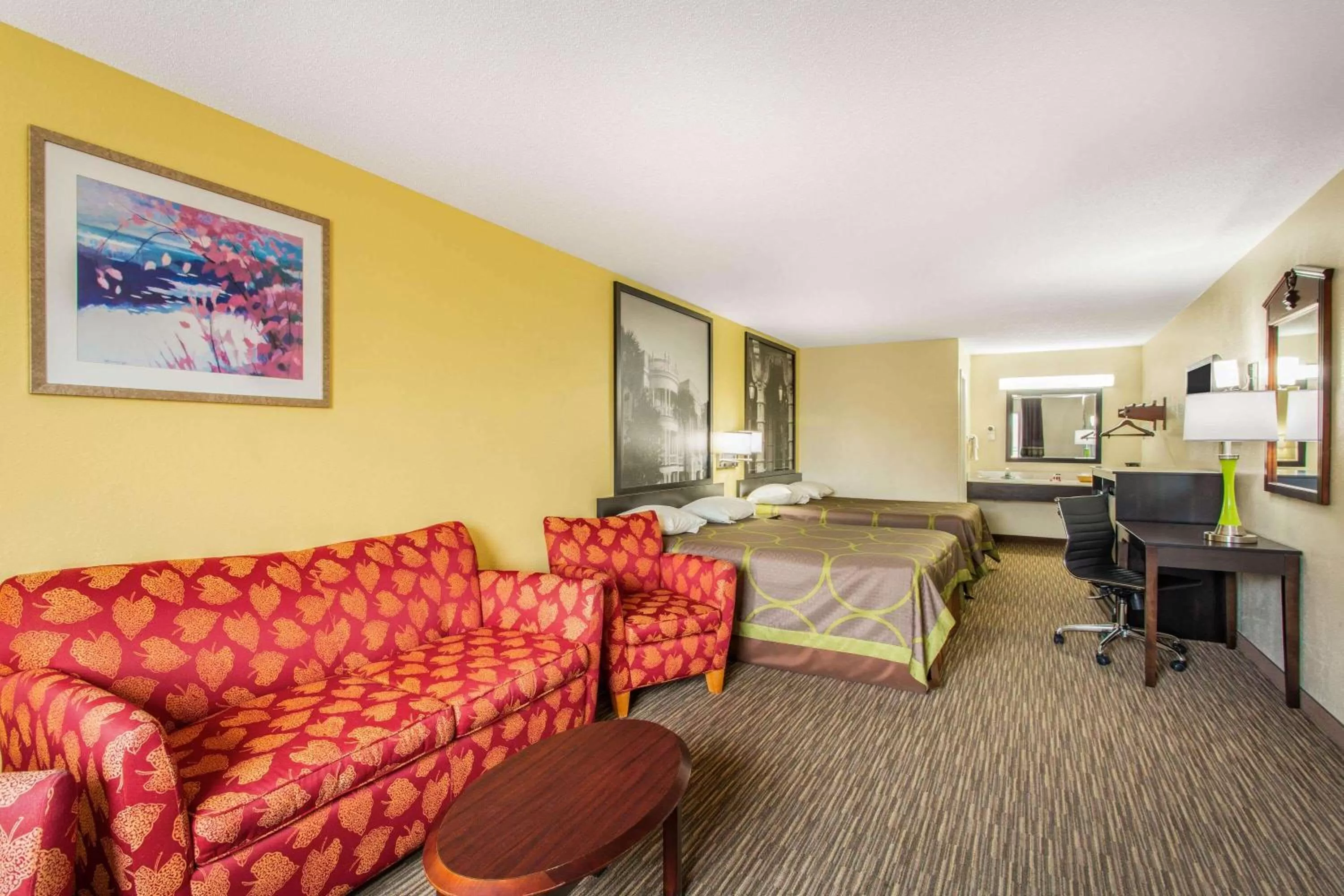 Photo of the whole room, Bed in Super 8 by Wyndham Florence