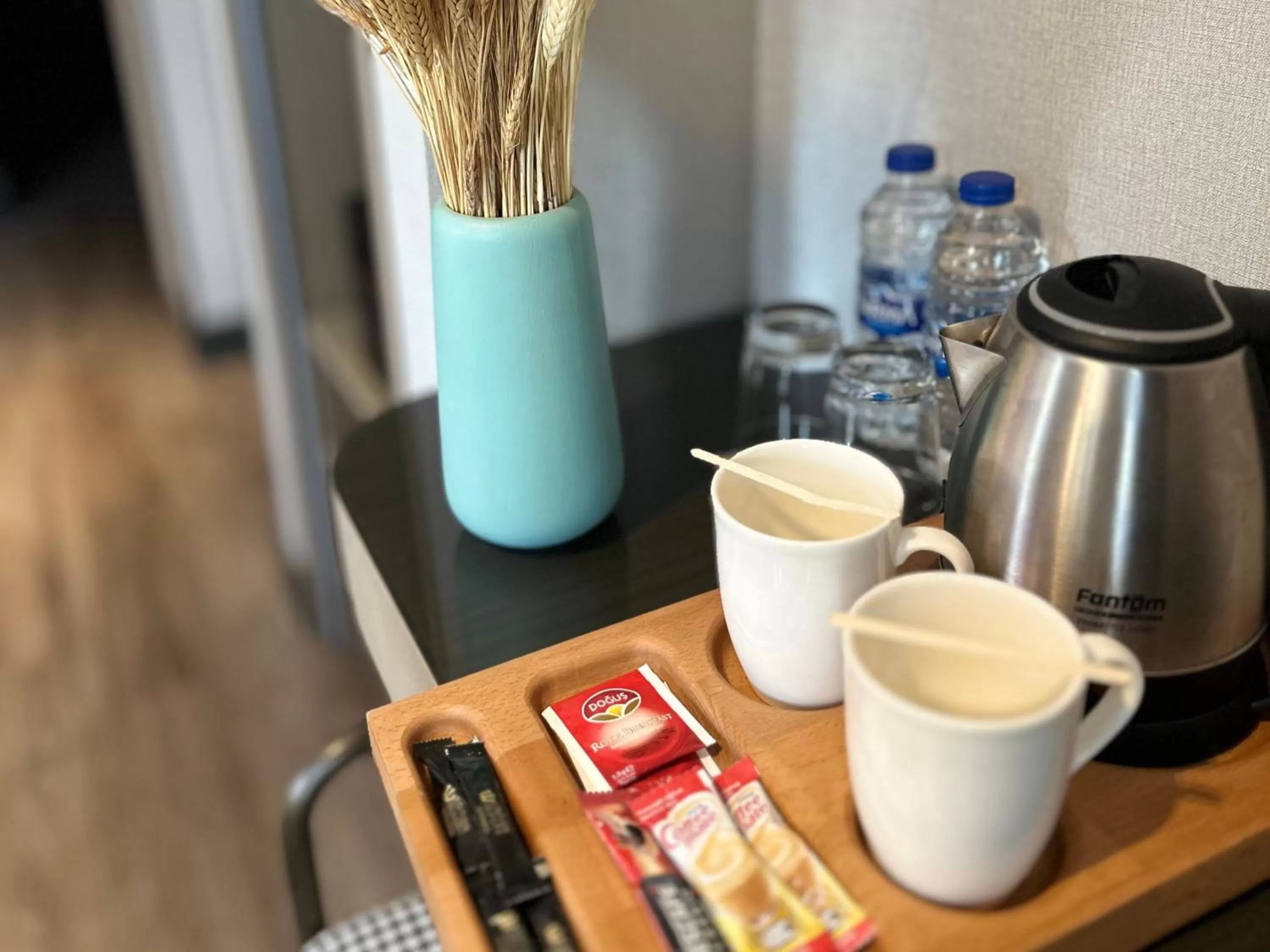 Coffee/tea facilities in Edition Old City Hotel