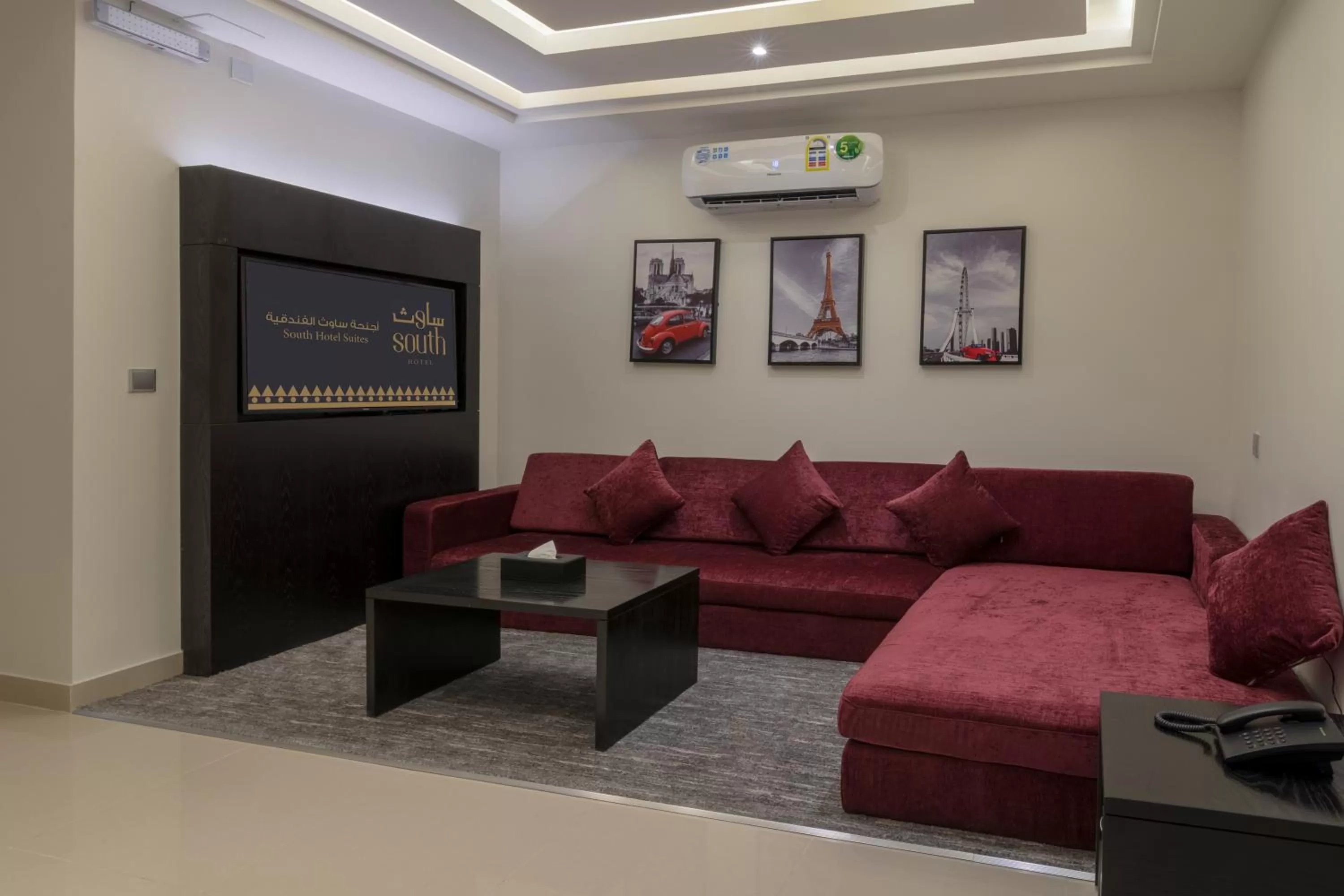 Living room in South Hotel Suites