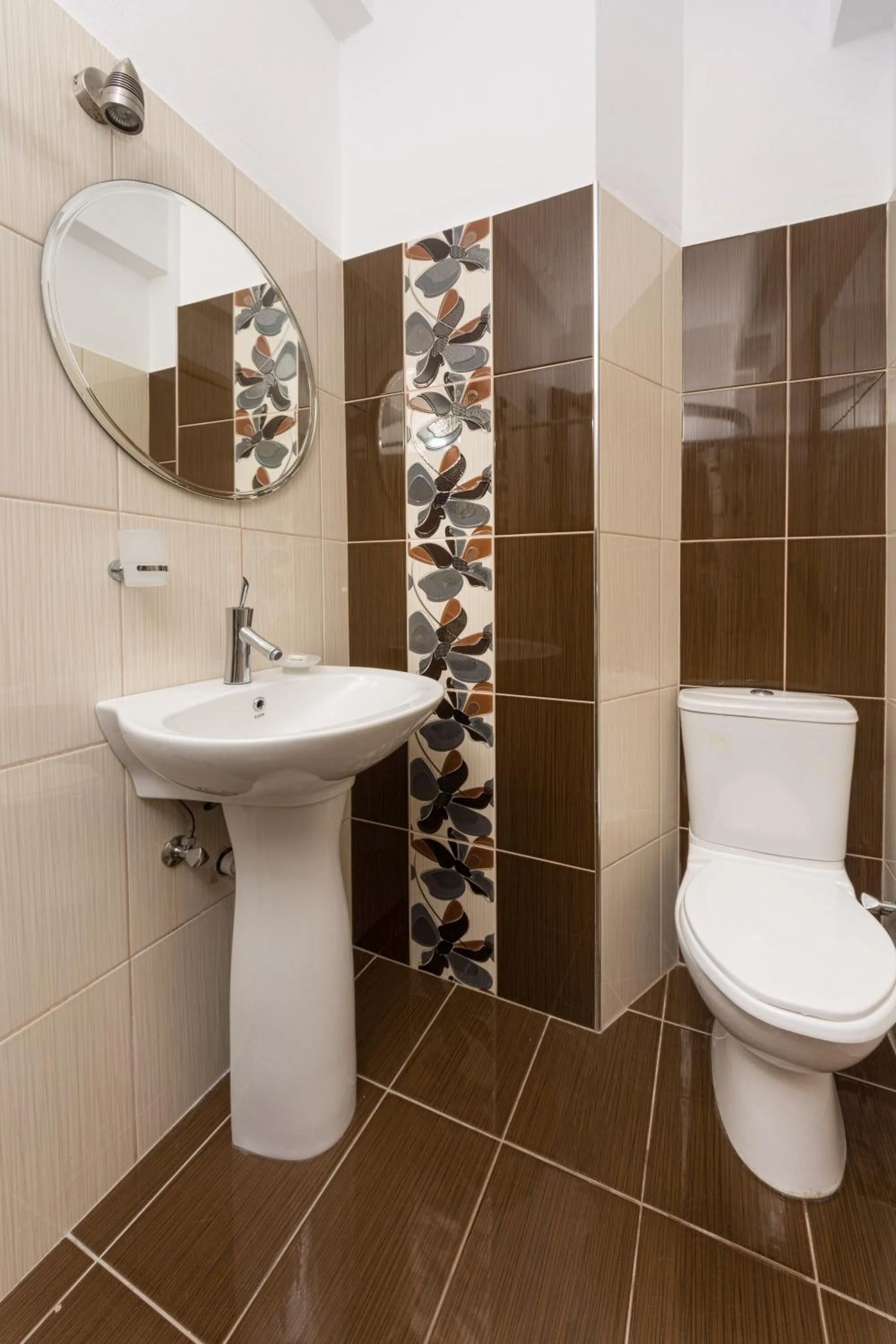 Bathroom in Depis Place and Apartments