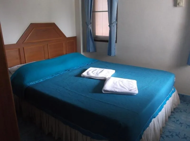 Bed in Palm Point Village