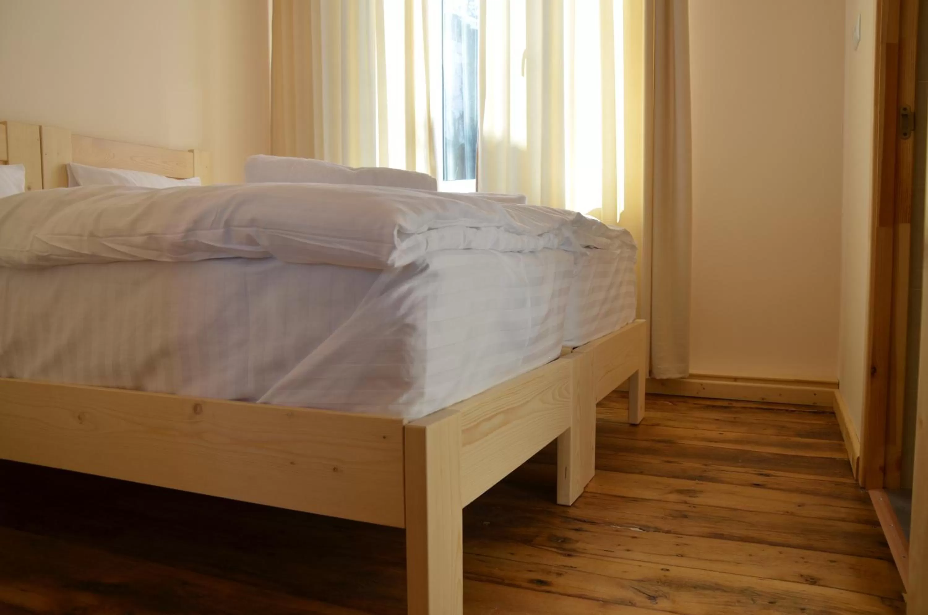 Bed in Petit Dilijan