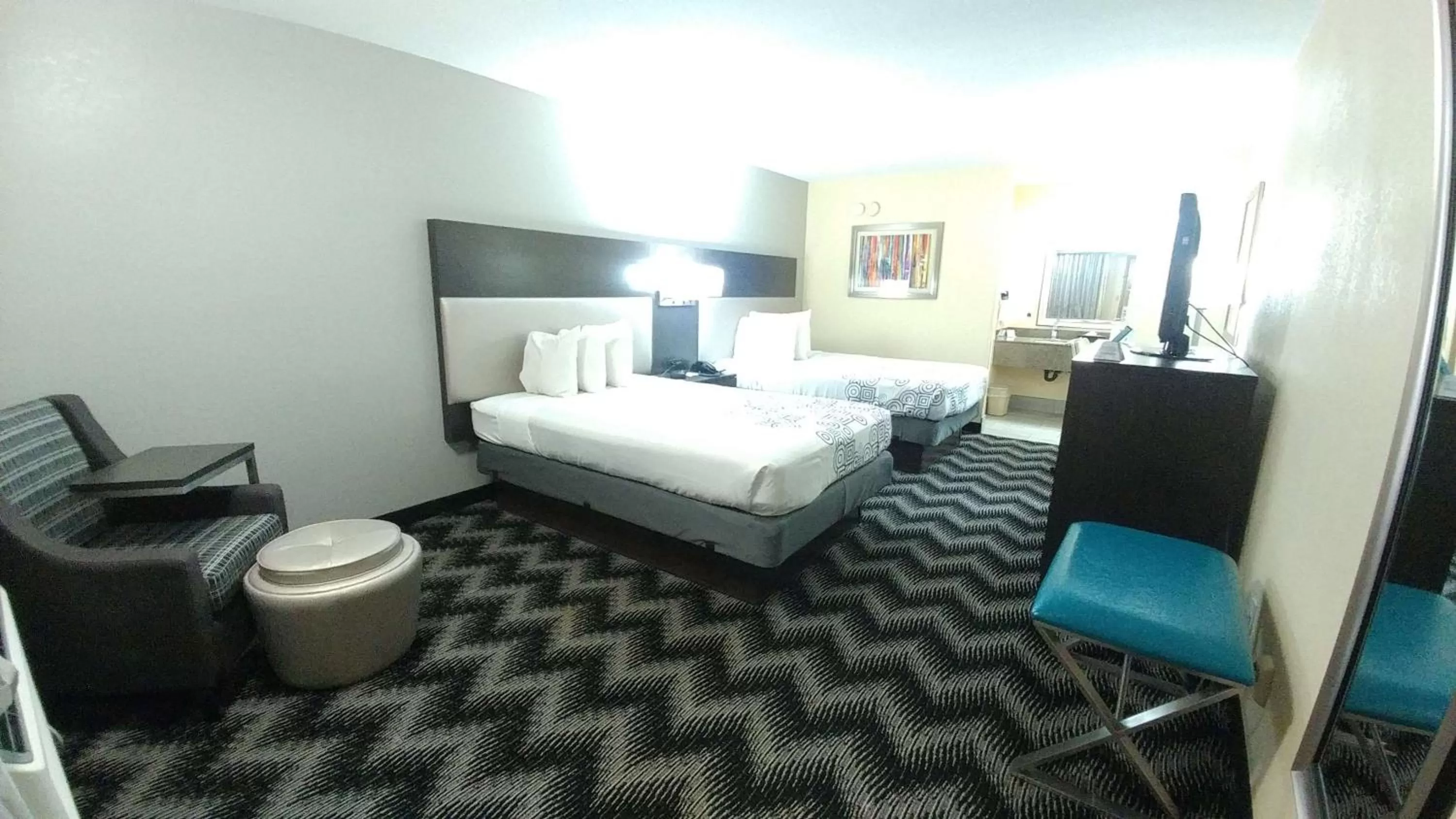 Photo of the whole room, Bed in Best Western Jacksonville near Little Rock Air Force Base