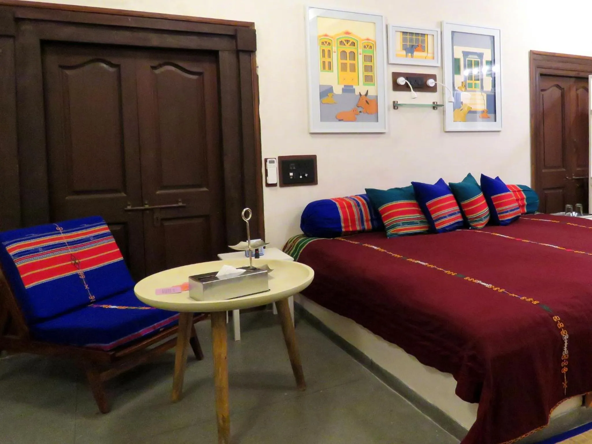 Bed in Mangaldas Ni Haveli II by The House of MG