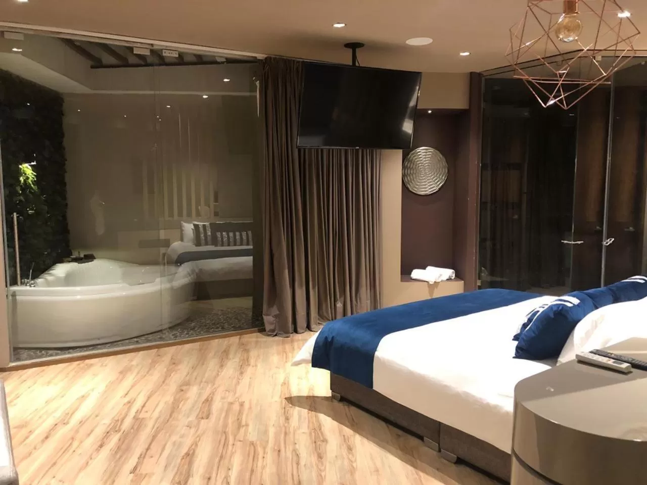 Hot Tub in Albura Hotel