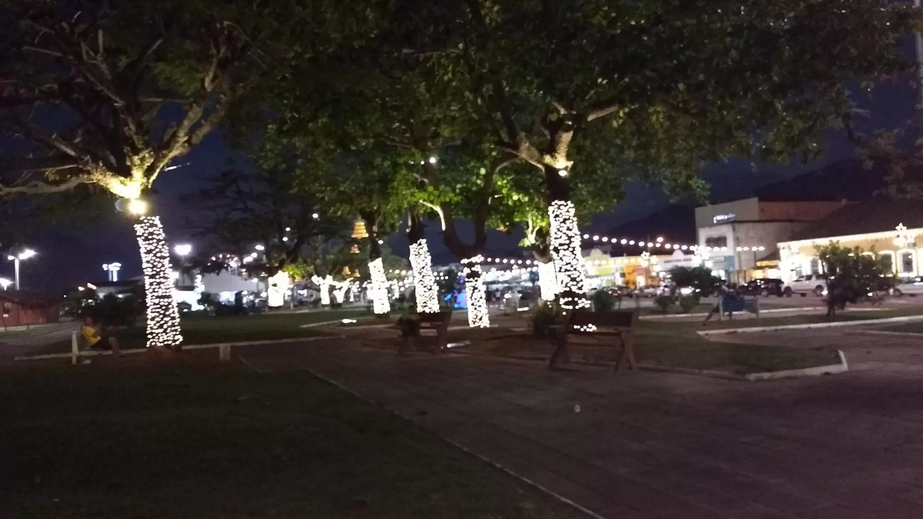 Pousada e SPA Shiva São Sebastião 200mts da praia