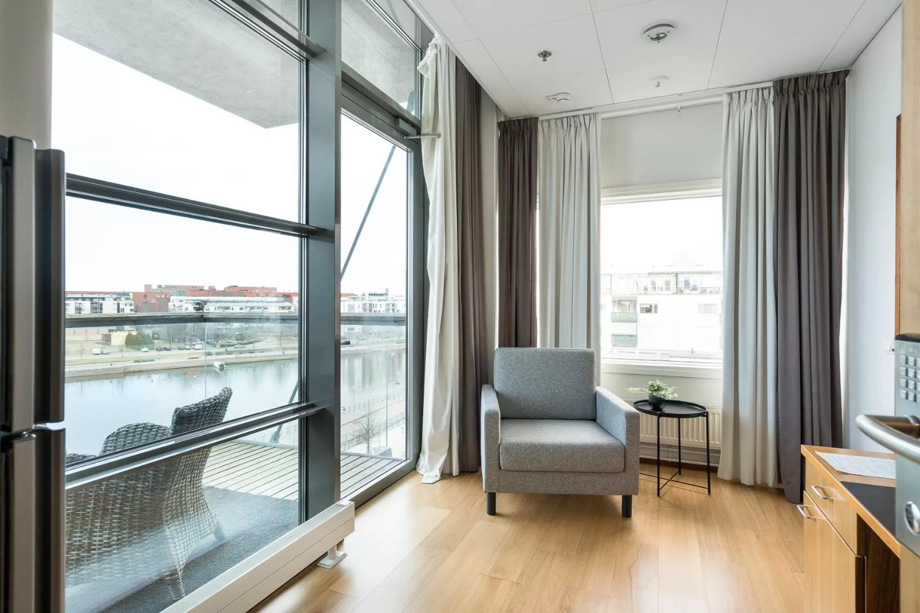 Seating area in Hiisi Hotel Helsinki Jätkäsaari