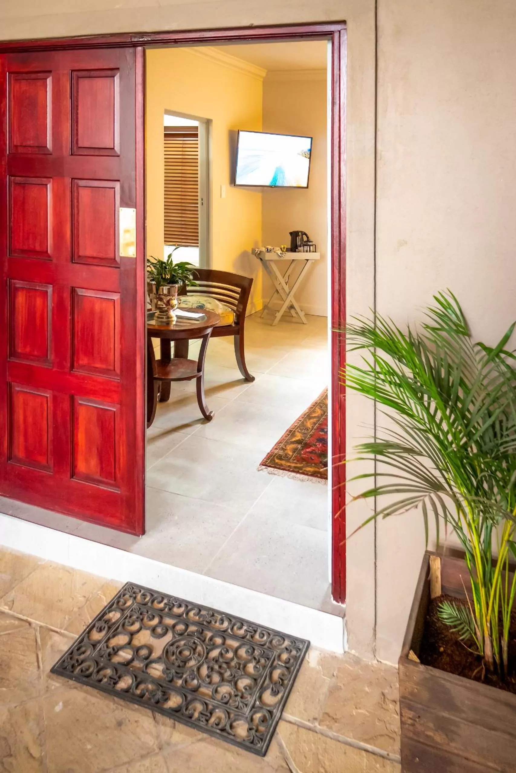 Spacube Luxury Suites and Spa