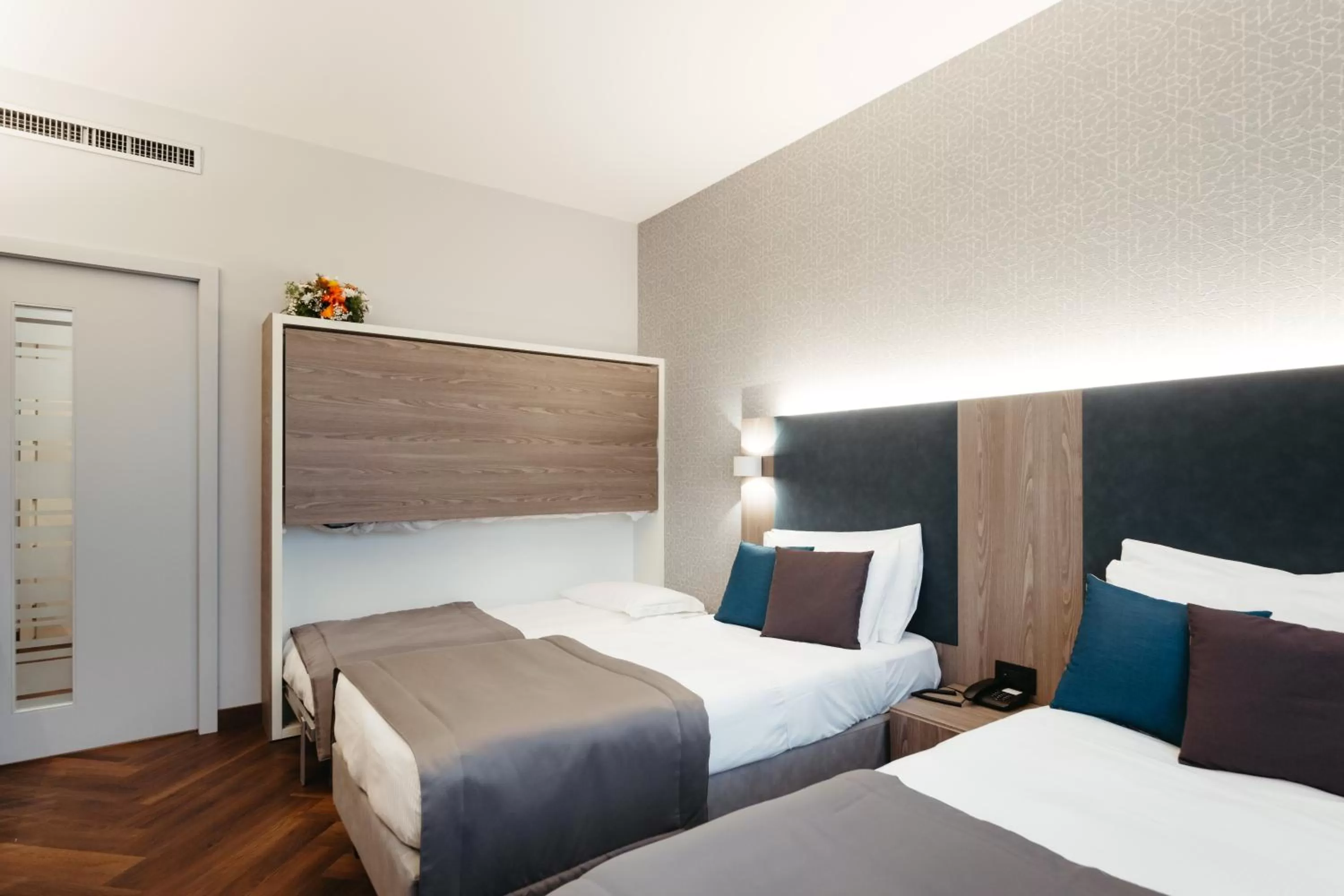 Bed in Hotel Motel Prestige