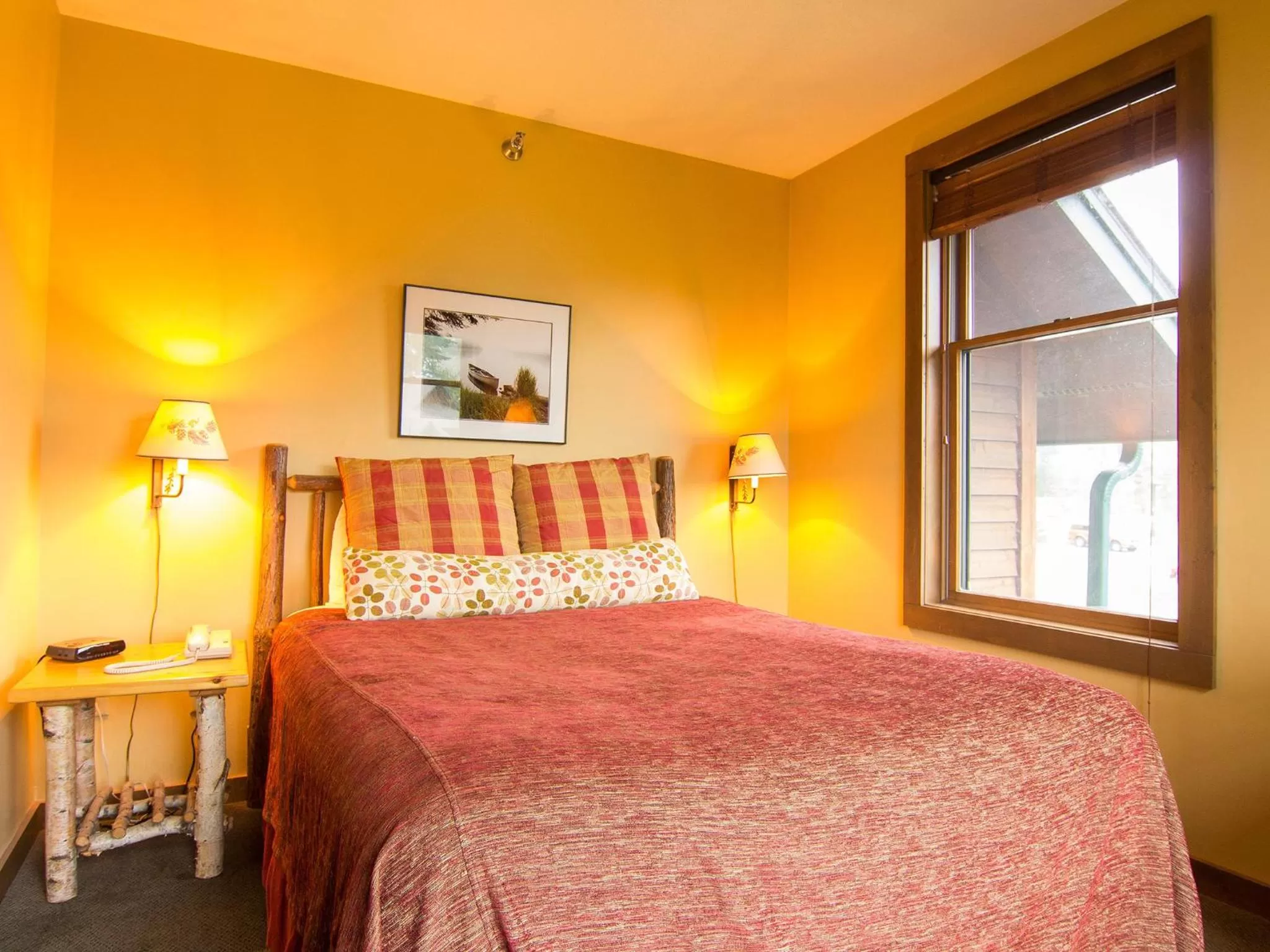 Bed in Grand Superior Lodge