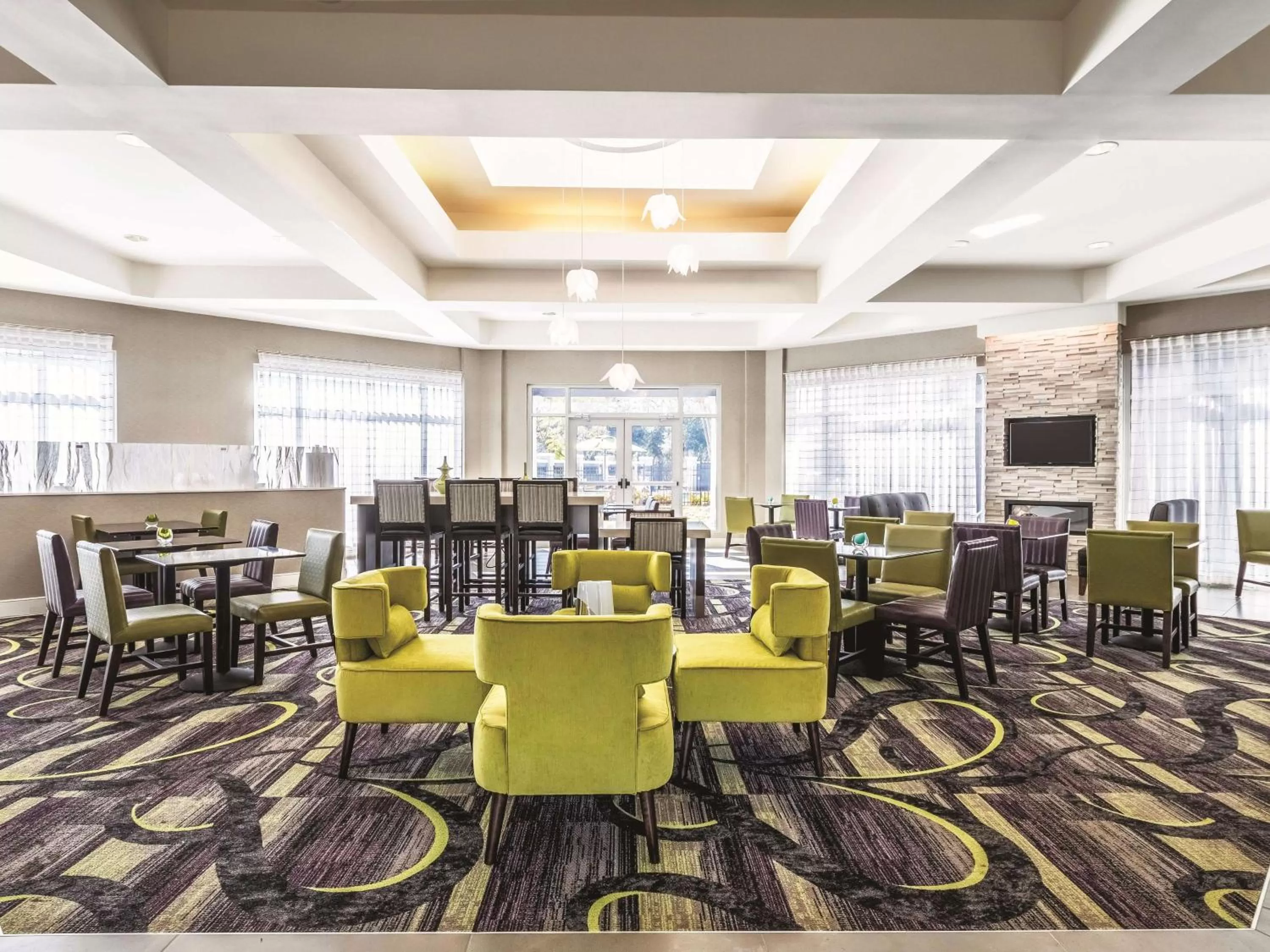Lobby or reception in La Quinta by Wyndham Alexandria Airport