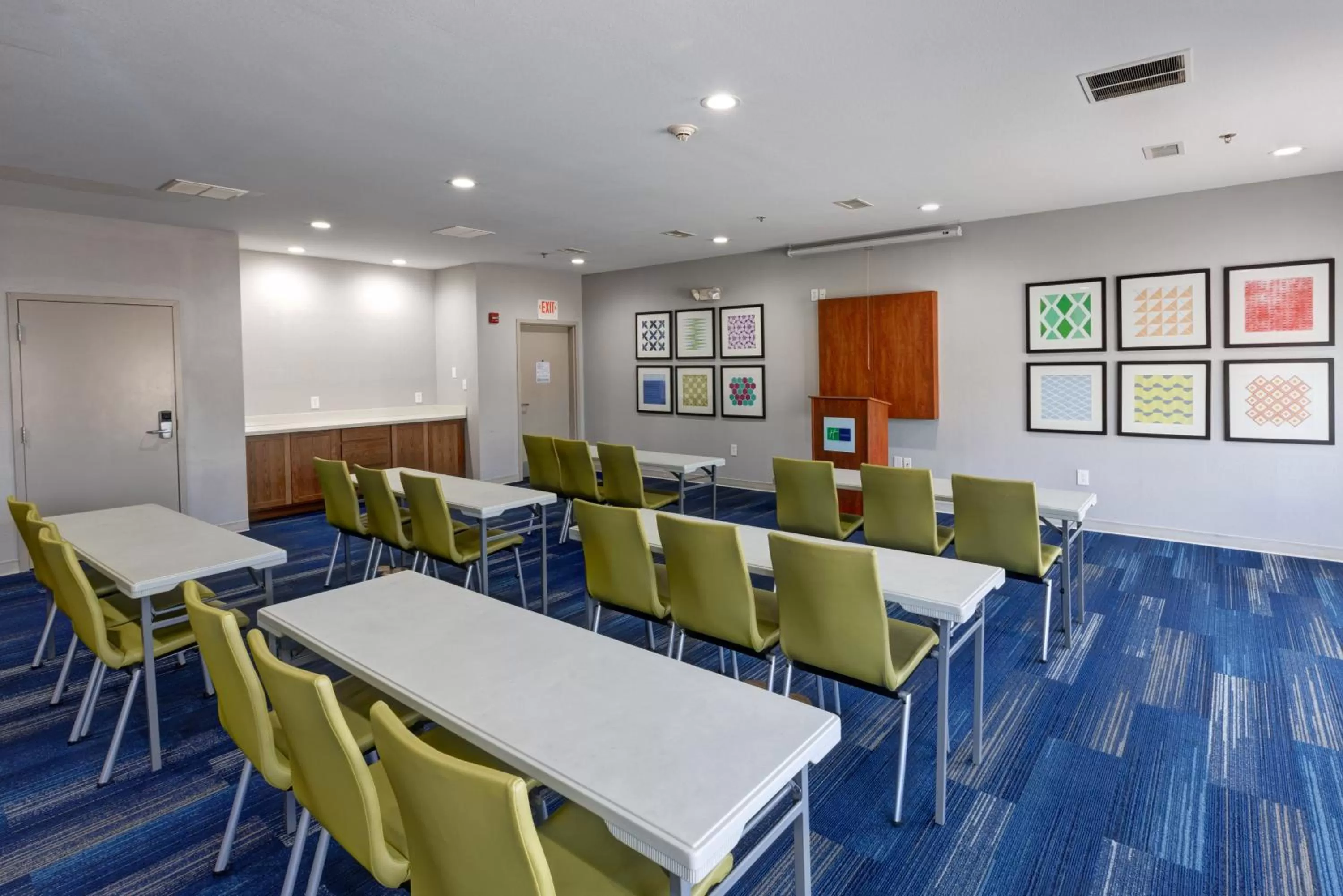 Meeting/conference room in Holiday Inn Express & Suites Shelbyville Indianapolis by IHG