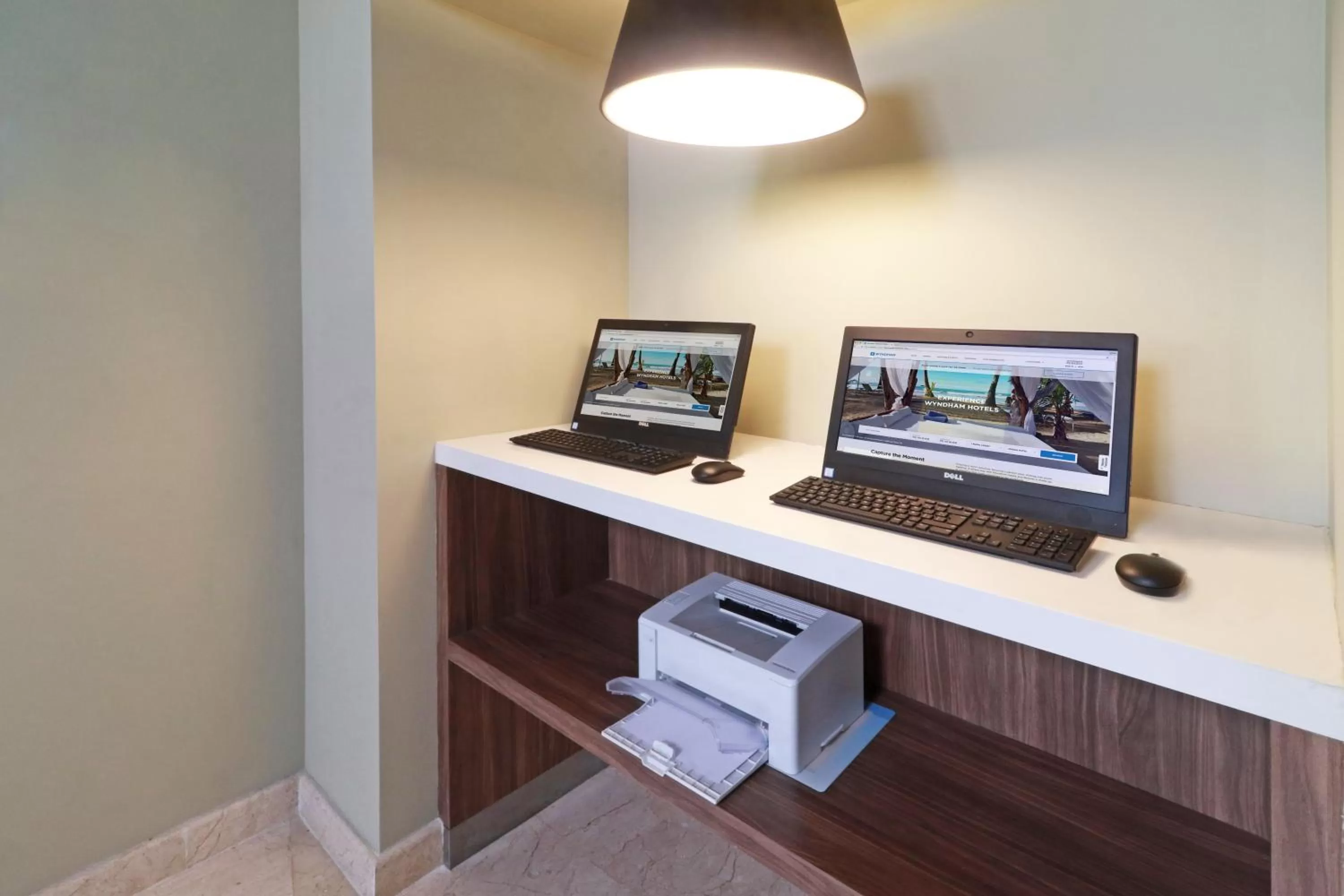 Area and facilities in Wyndham Garden Monterrey Valle Real