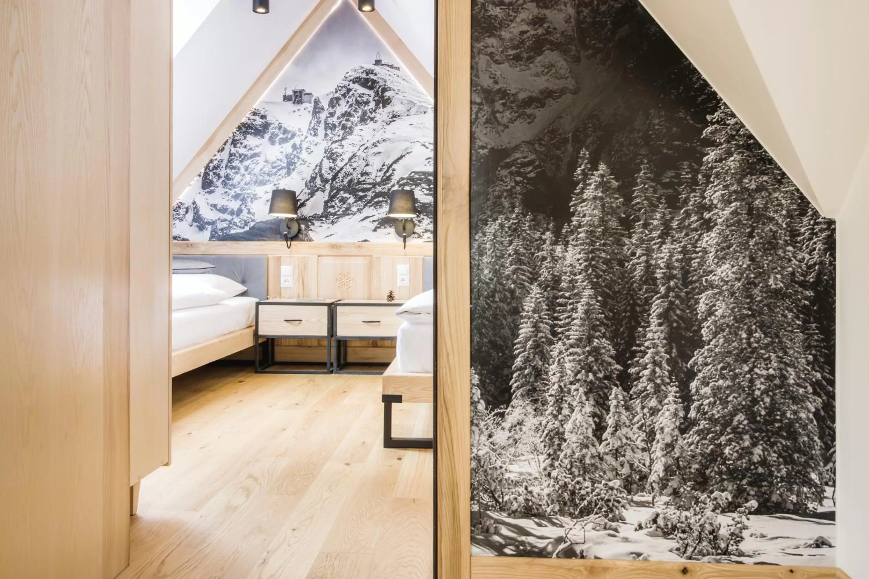 Bed, Winter in Jagiellońska Residence