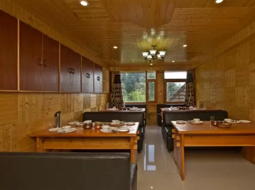 Restaurant/places to eat in Namaste Inn Beas Valley