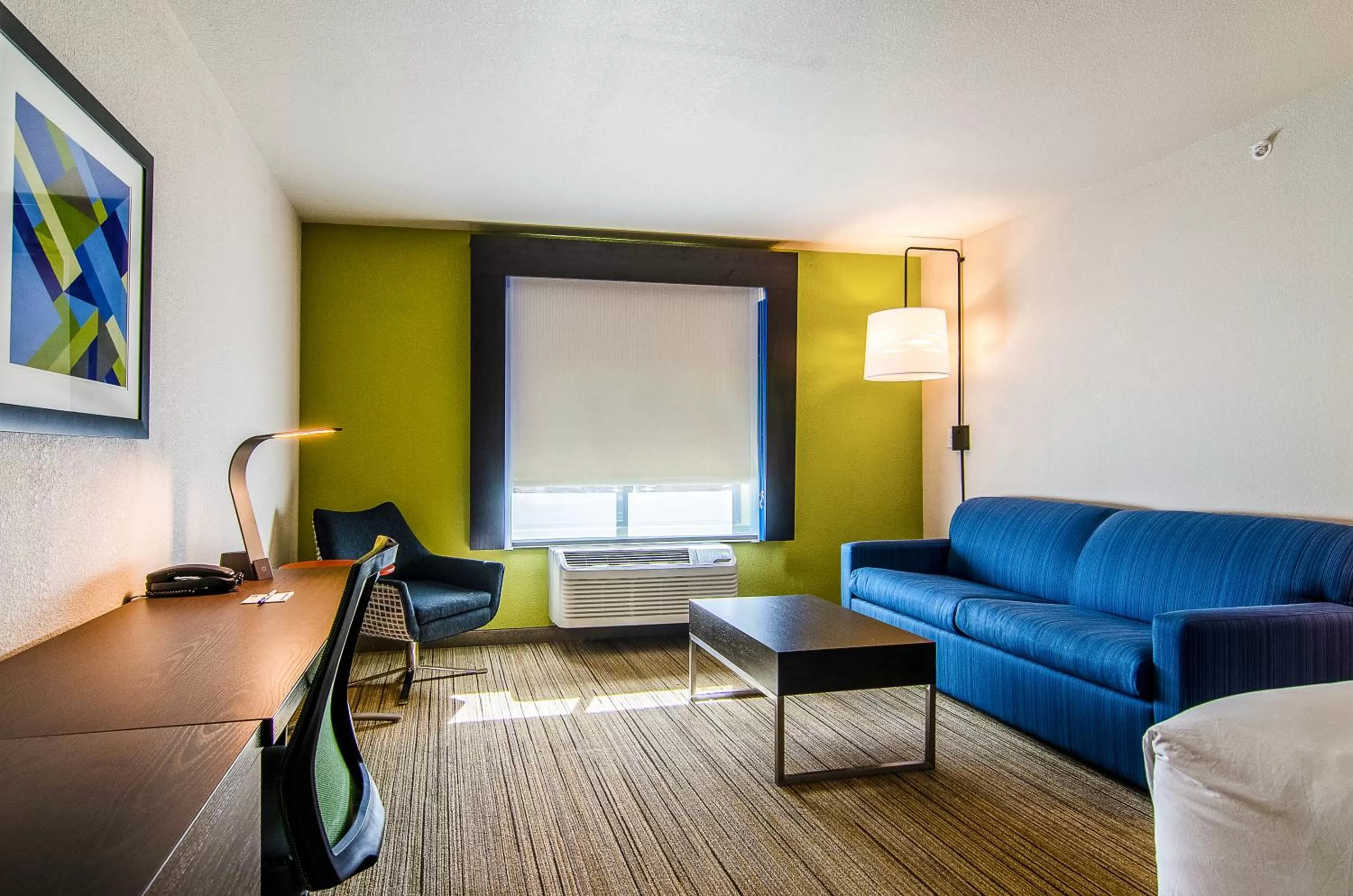 Seating area in Holiday Inn Express & Suites - Atchison by IHG