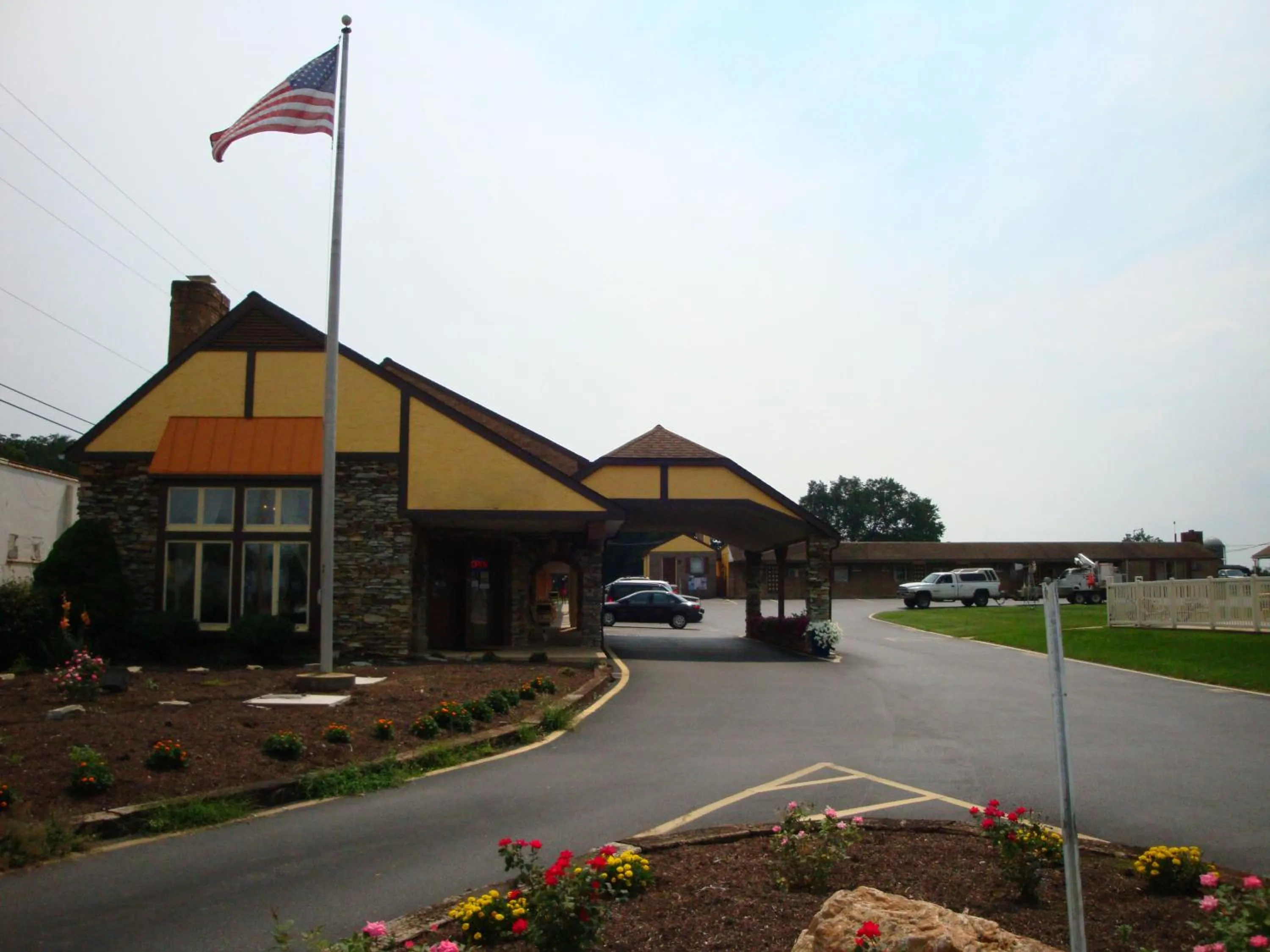 Facade/entrance in Soudersburg Inn & Suites Lancaster