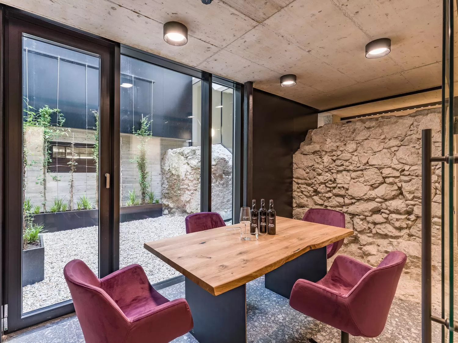 Business facilities in Platzhirsch Kufstein