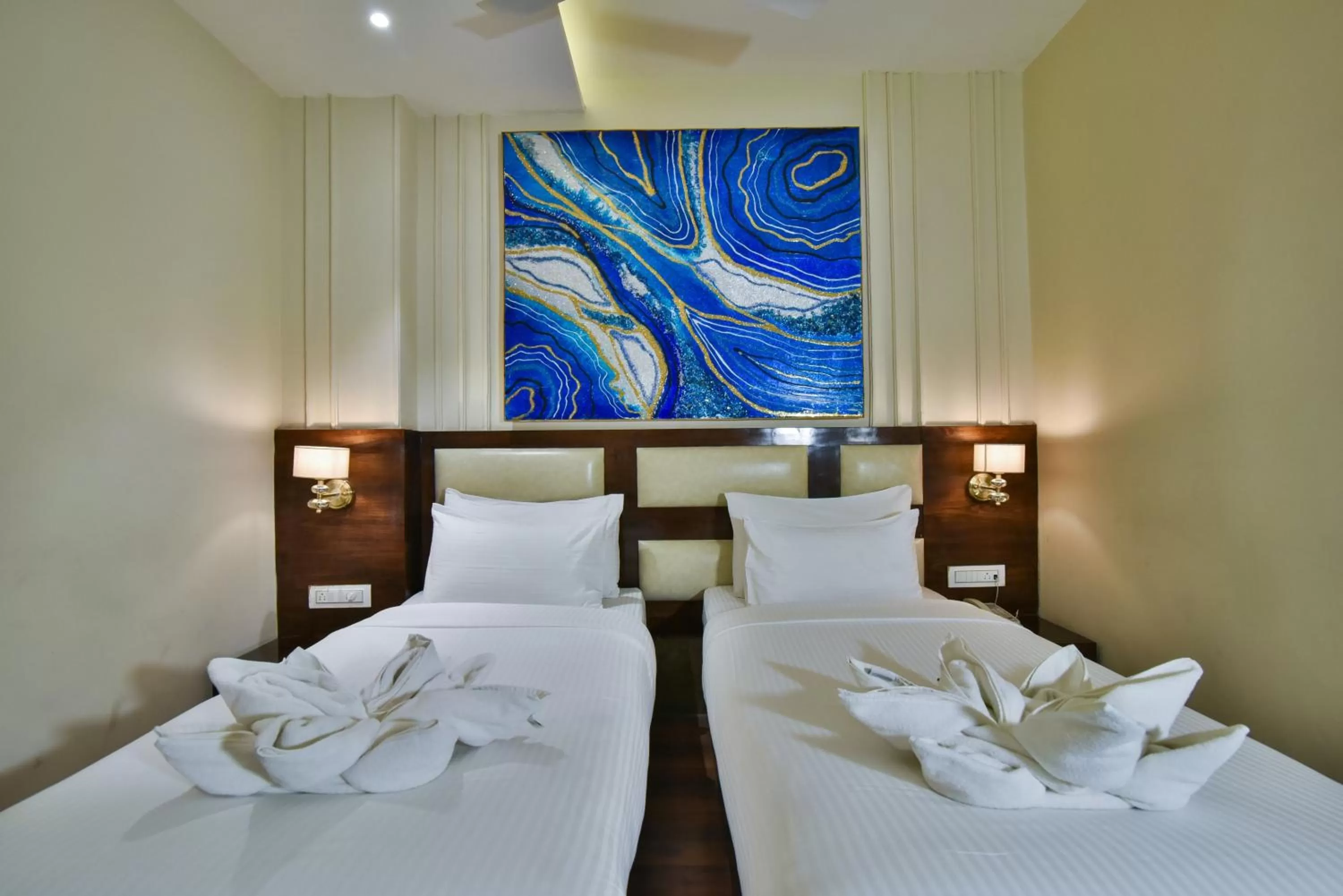 Photo of the whole room, Bed in Hotel BR Grand -Near Golden Temple