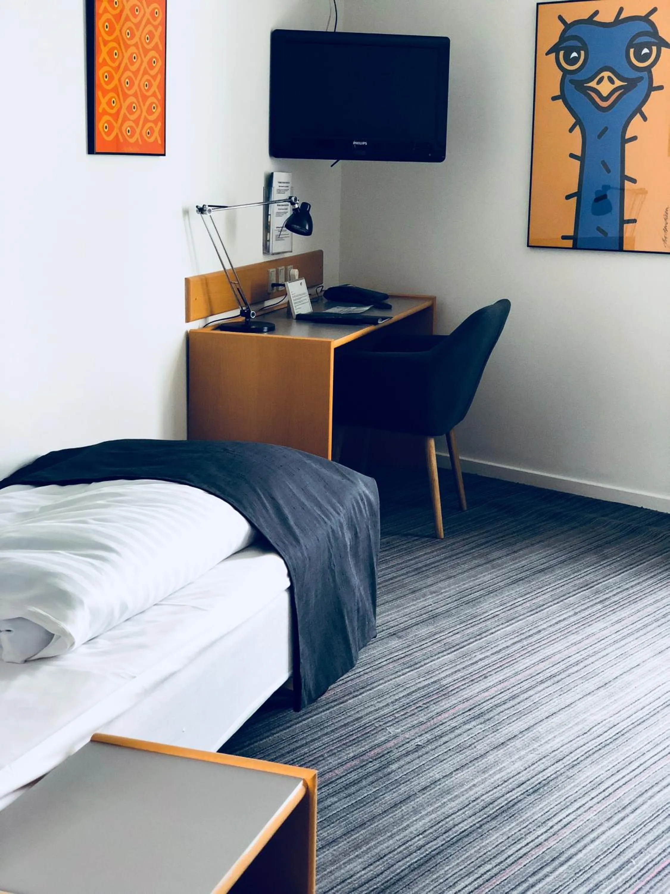 Photo of the whole room, Bed in Hotel Garni