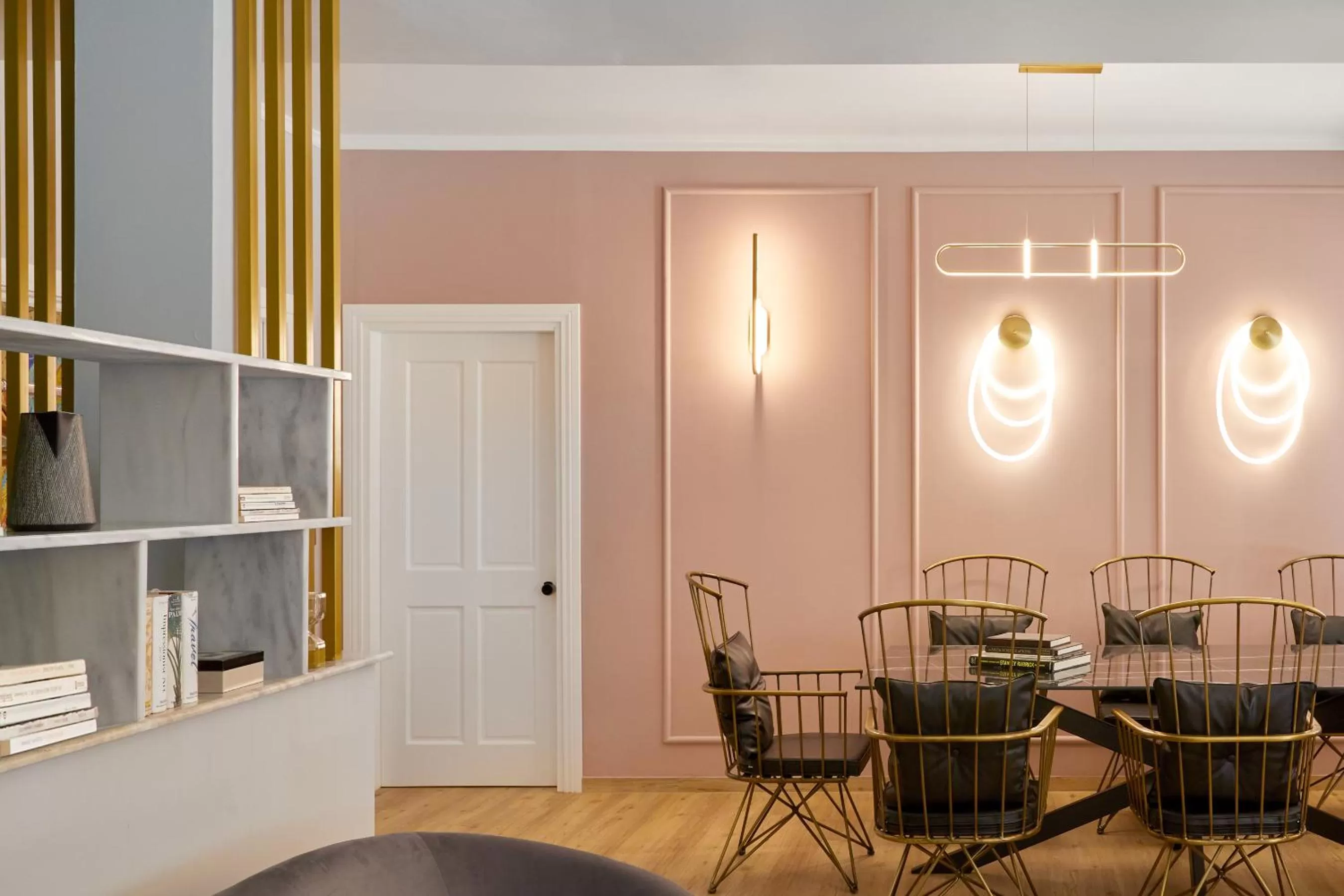 Seating area in Hotel Luxembourg