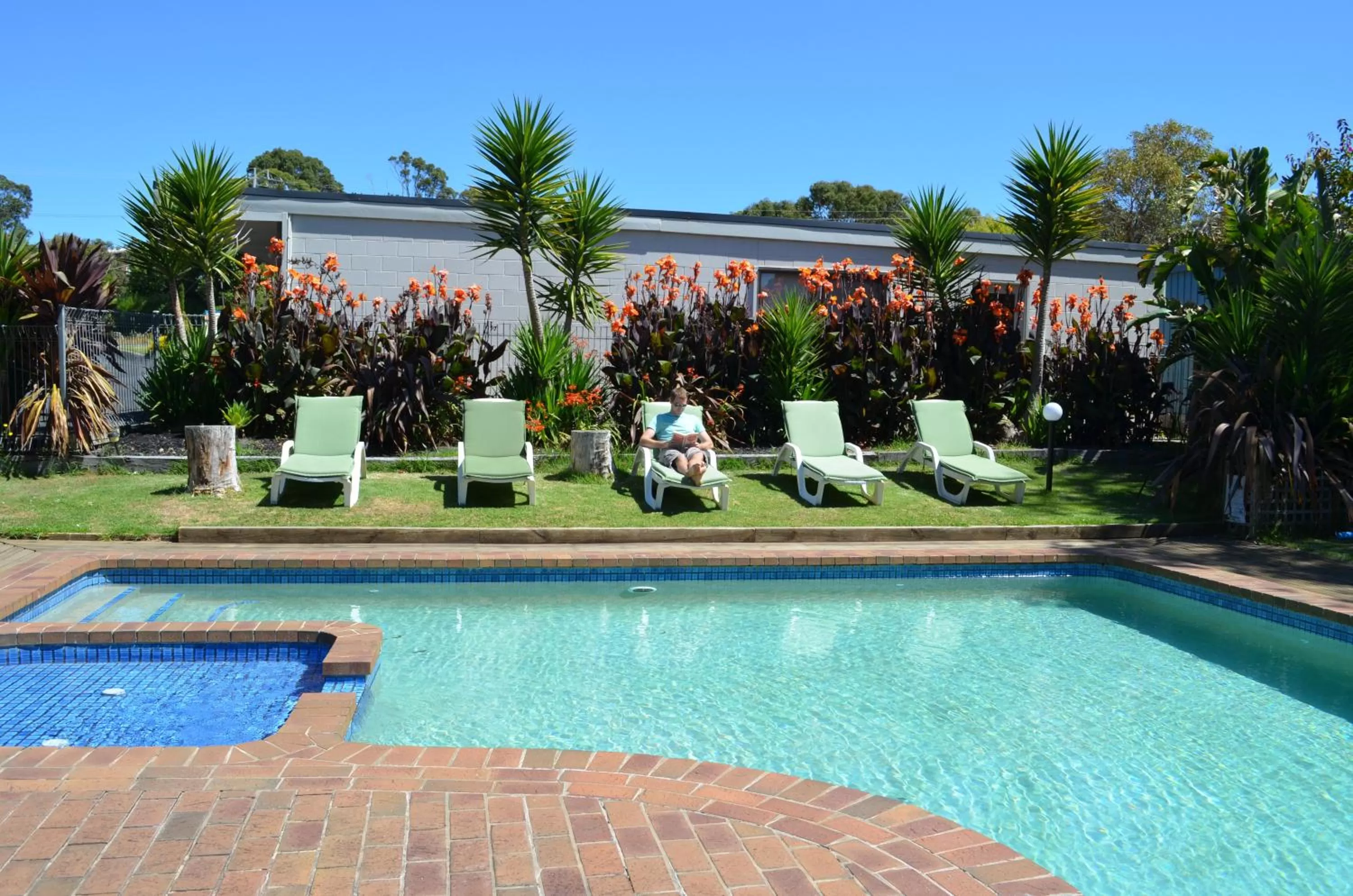 Swimming pool in Motel Marengo