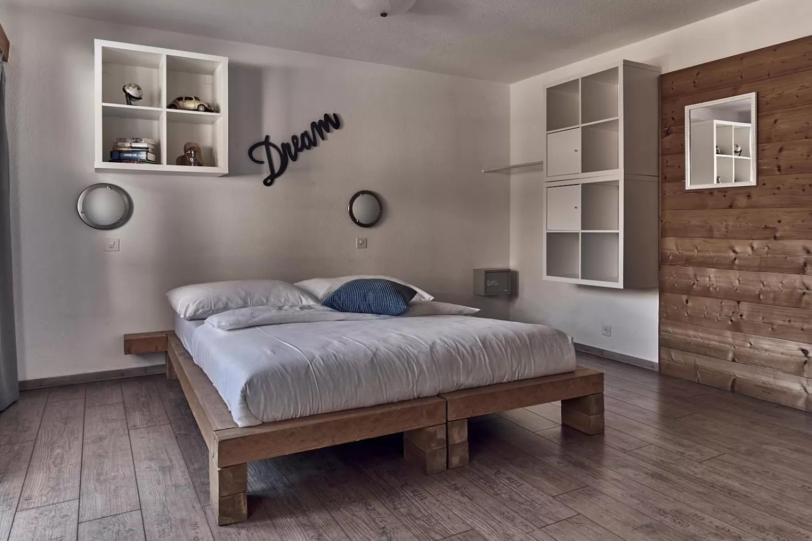 Bed in Hotel Marmotte