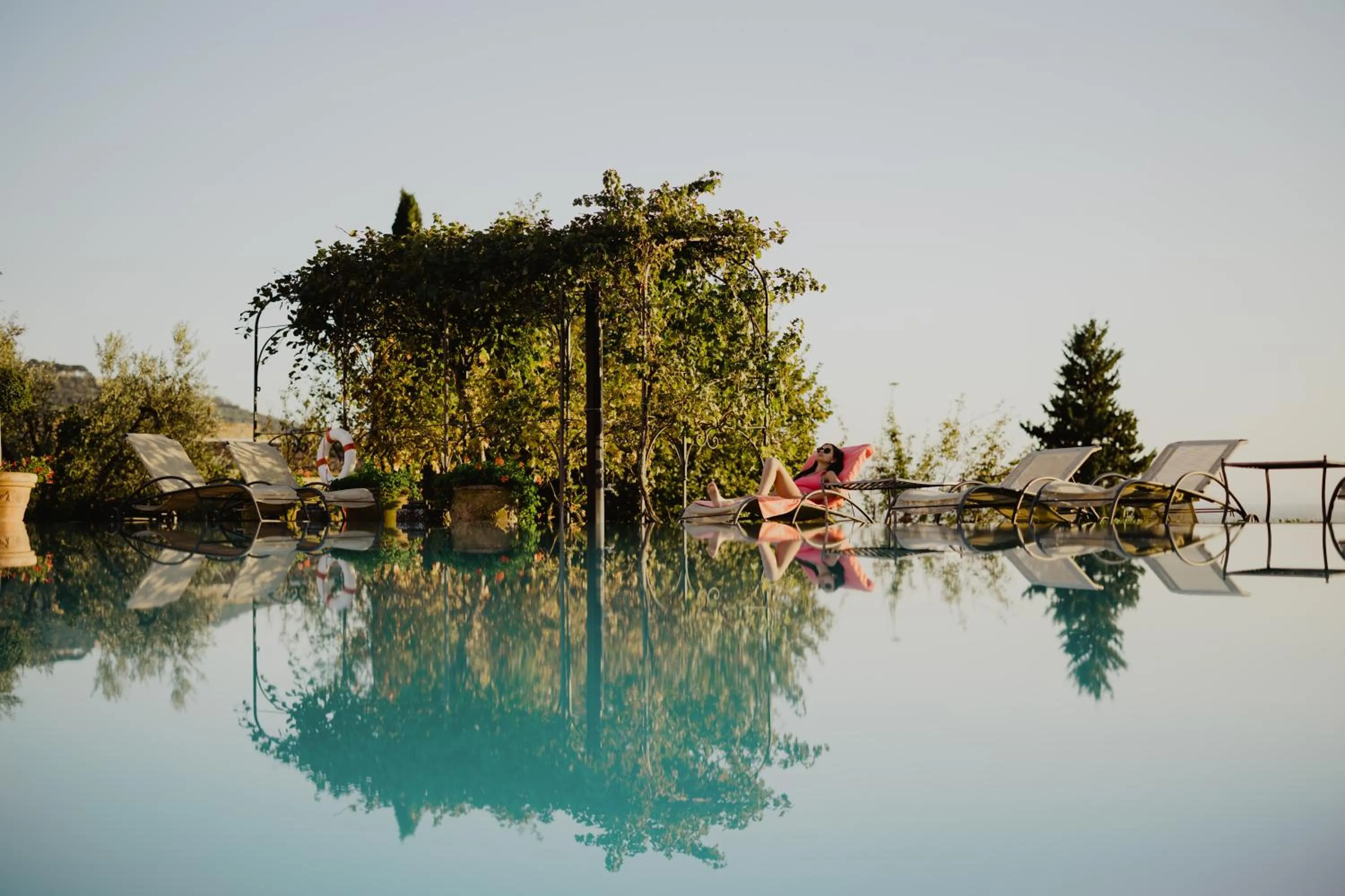 Swimming pool in Il Falconiere Relais & Spa