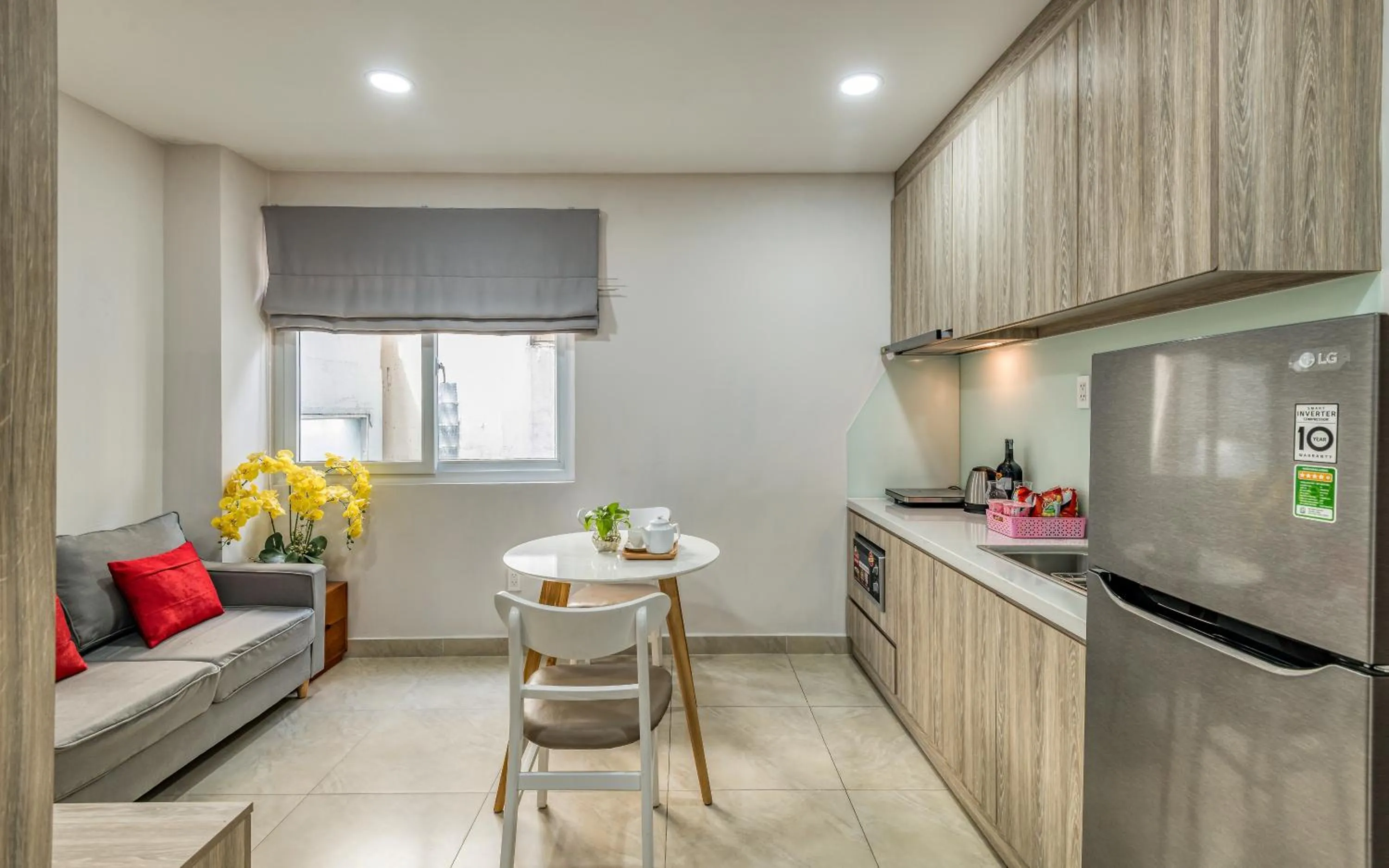 kitchen in Cherry Hotel and Apartment