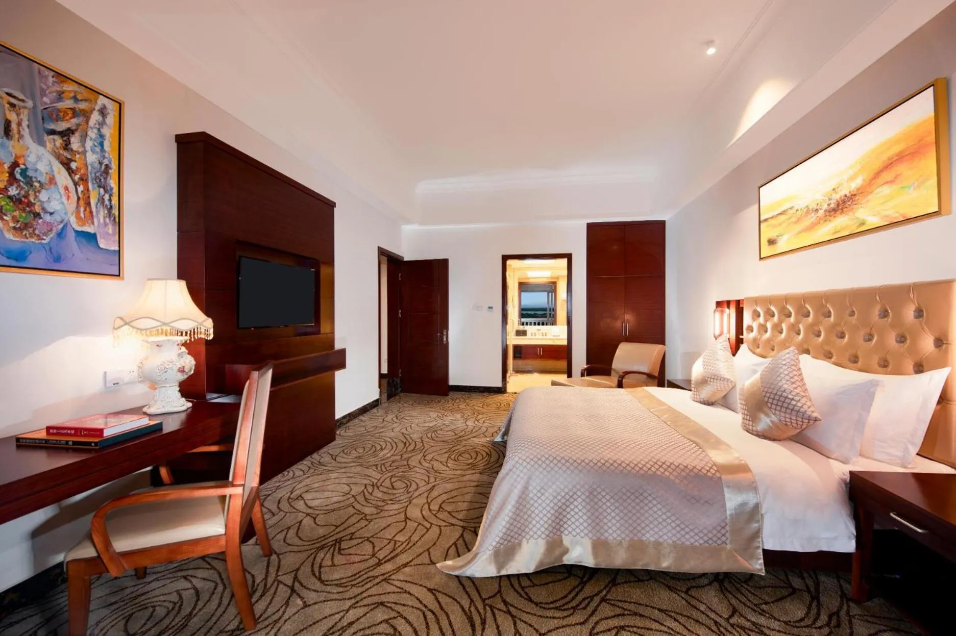 Bed in Wyndham Garden Haikou South