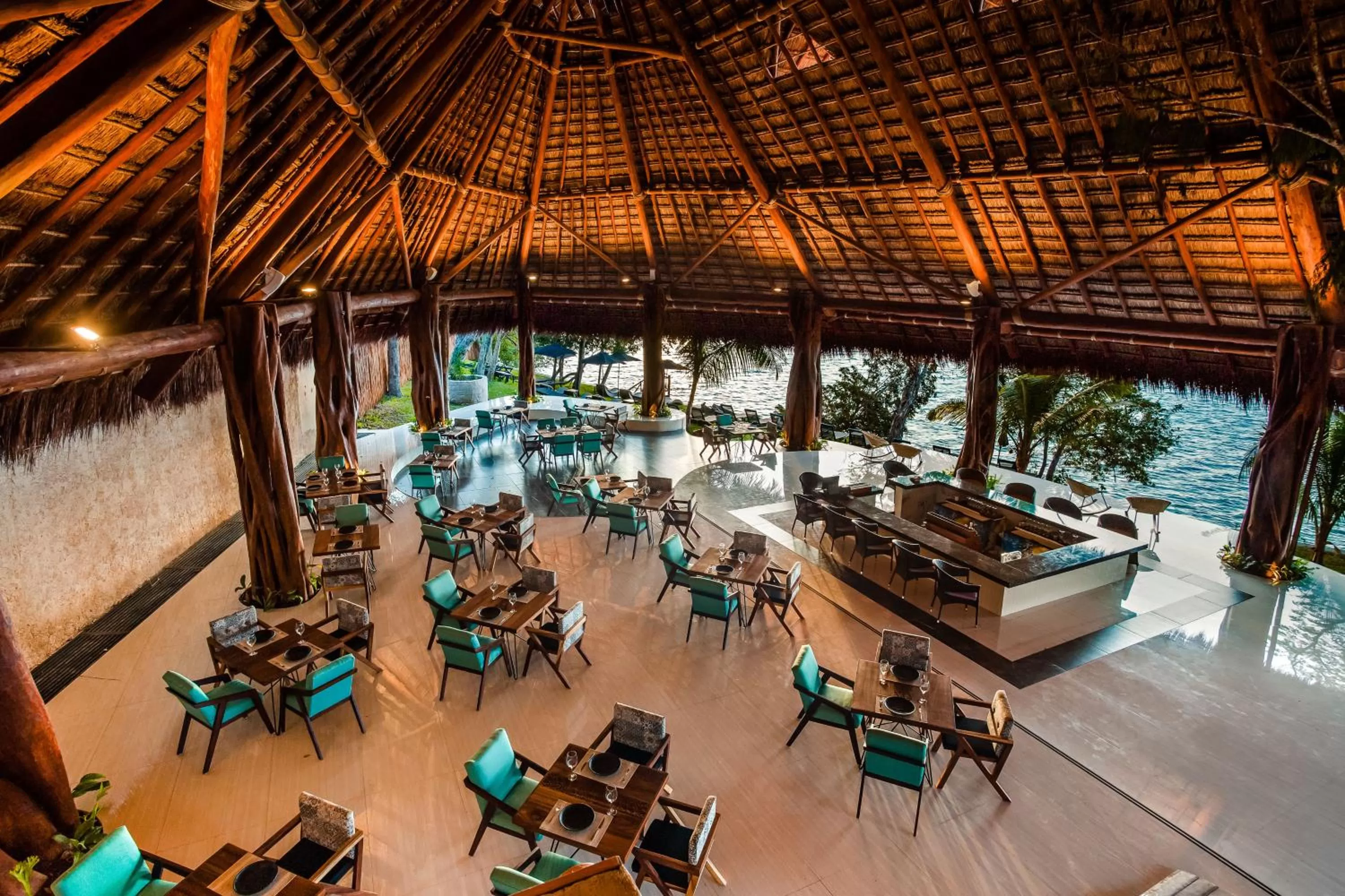 Restaurant/places to eat in Mia Bacalar Luxury Resort & Spa