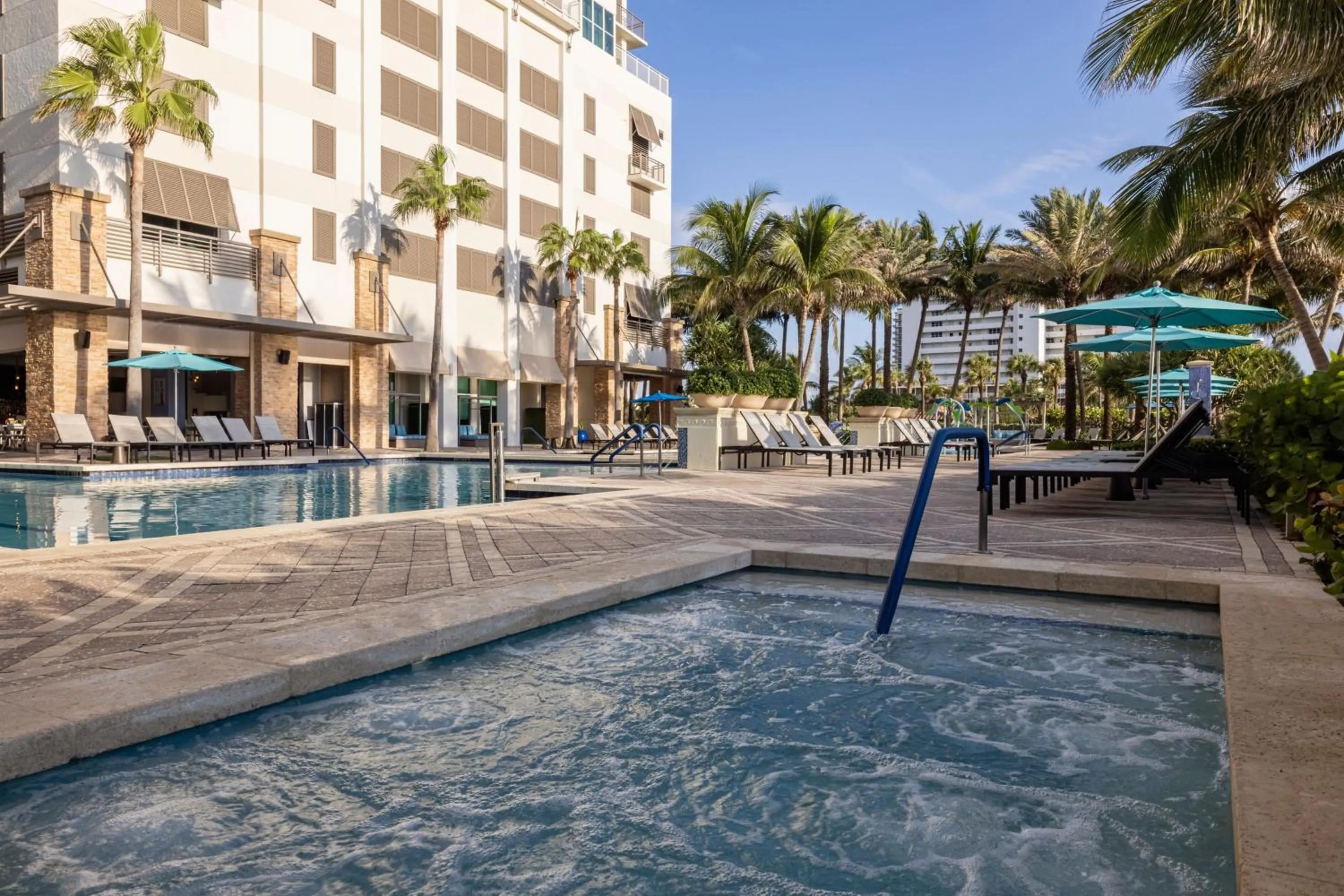 Swimming pool in Marriott's Oceana Palms