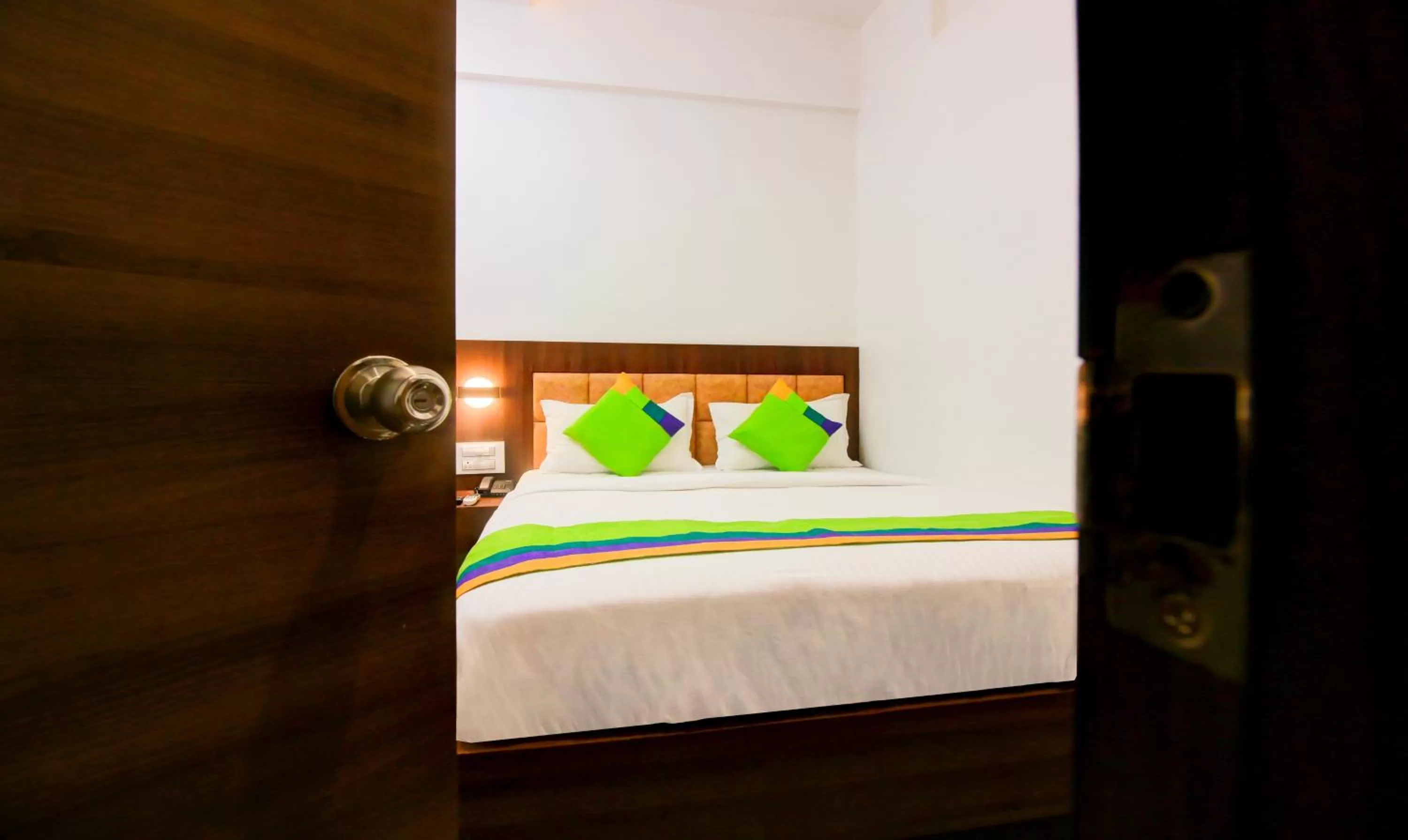 Bedroom, Bed in Treebo Arvind Residency