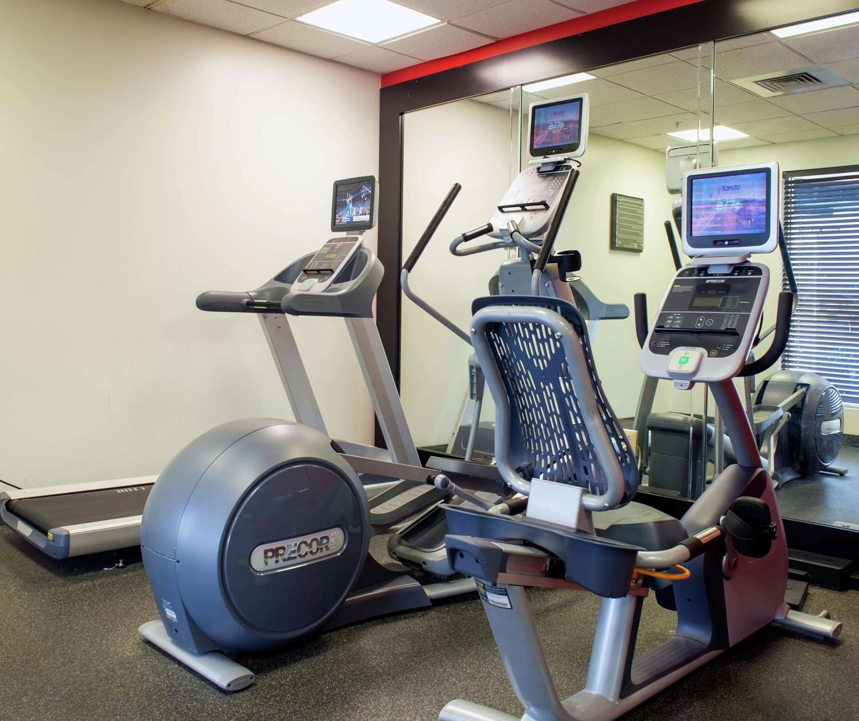 Fitness centre/facilities in Hilton Garden Inn Charlotte Pineville