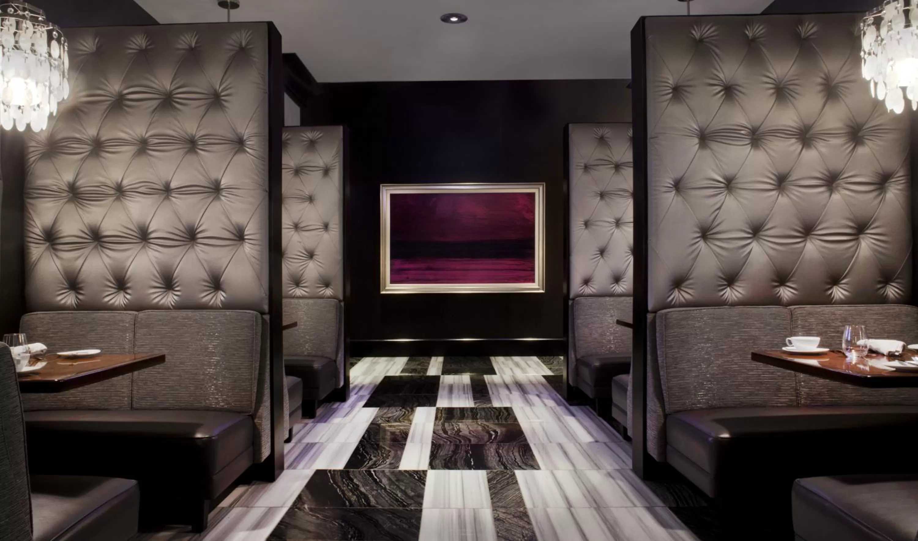 Restaurant/places to eat in Silversmith Hotel Chicago Downtown