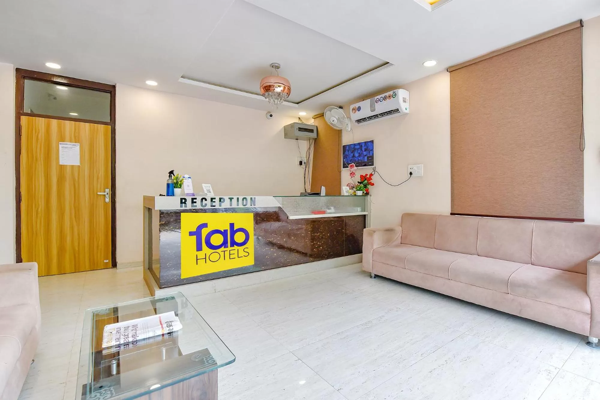 Lobby or reception in FabHotel Oxus