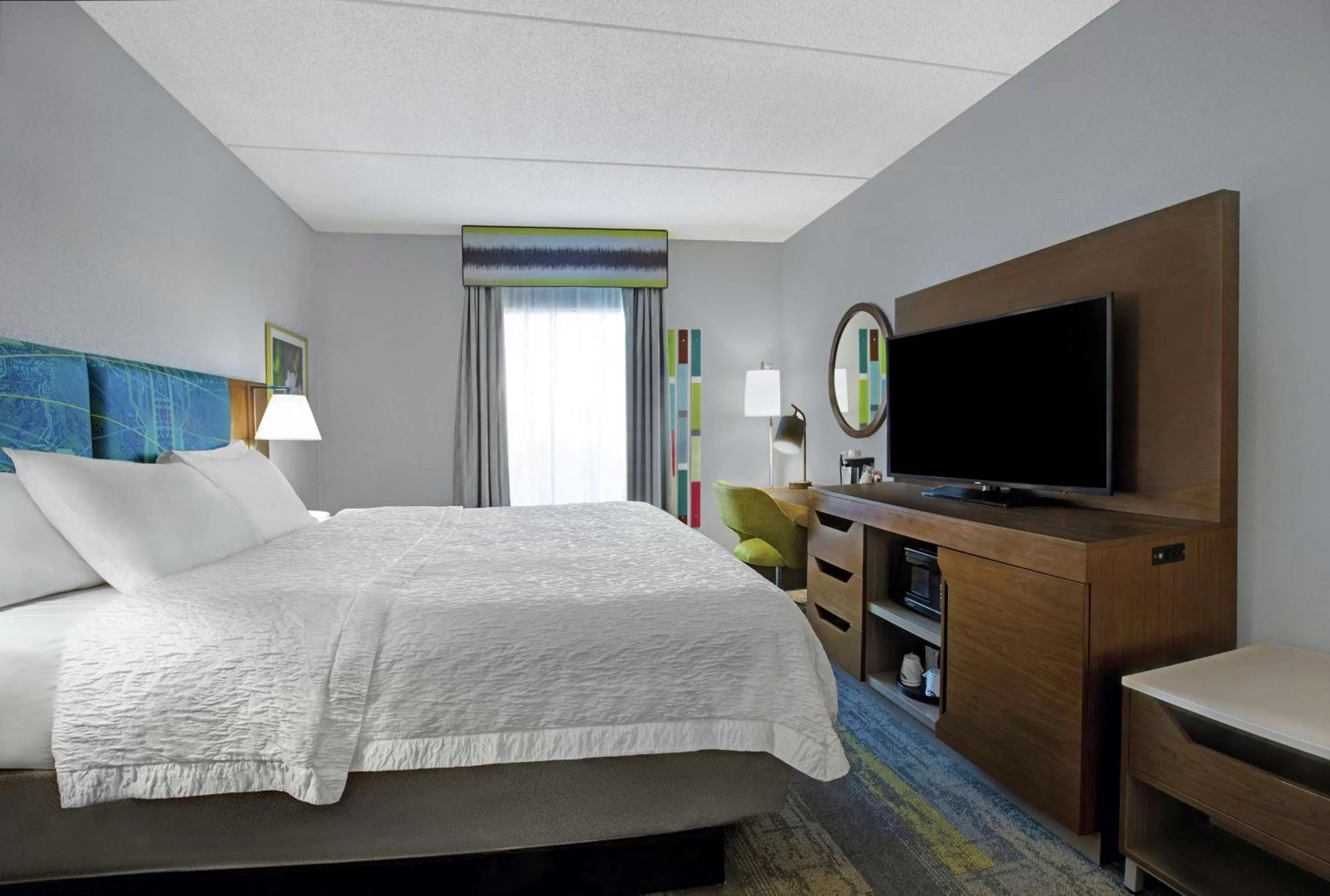 Bedroom, Bed in Hampton Inn & Suites Augusta West