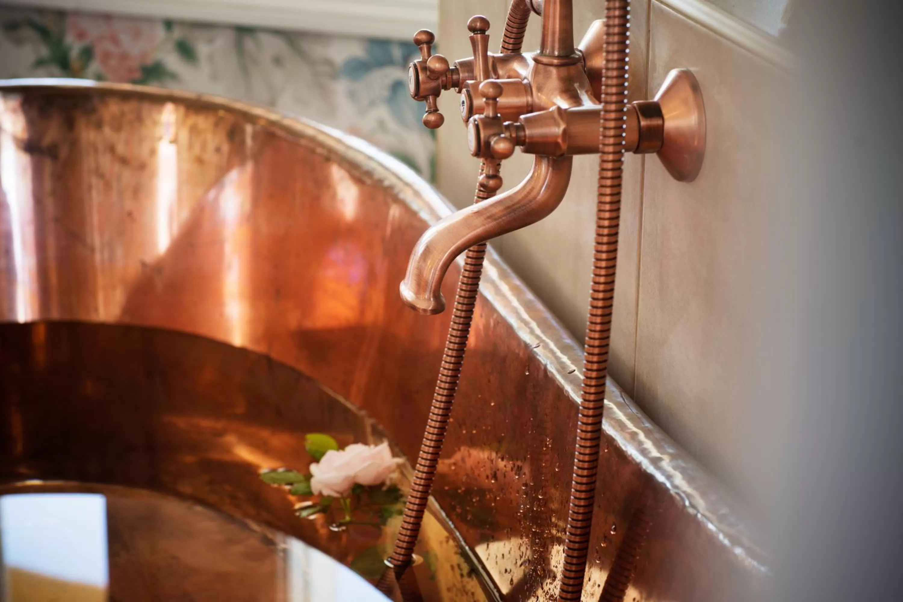 Bath in Strandflickornas Annex Gula Villan