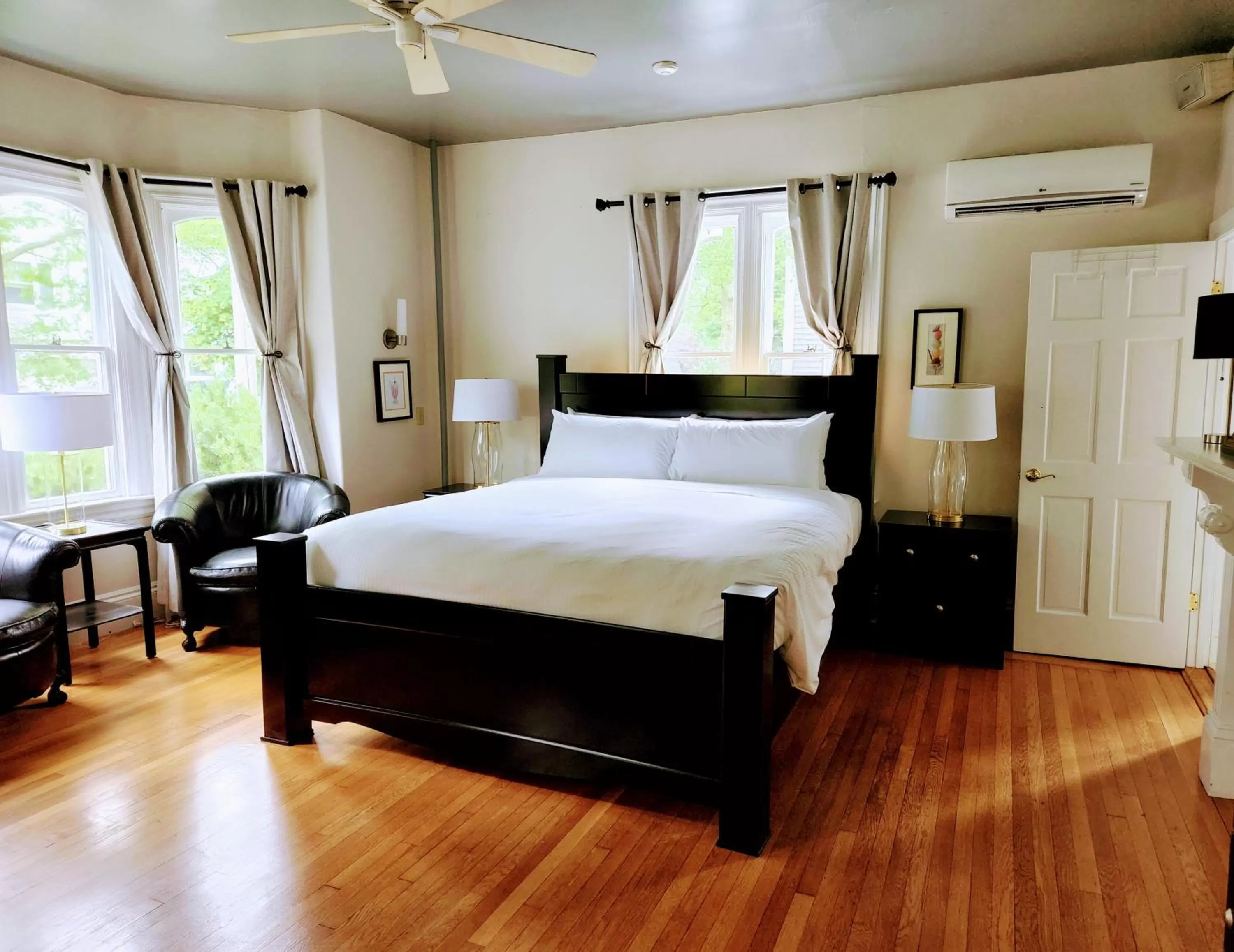 Bed in Belfry Inn and Bistro