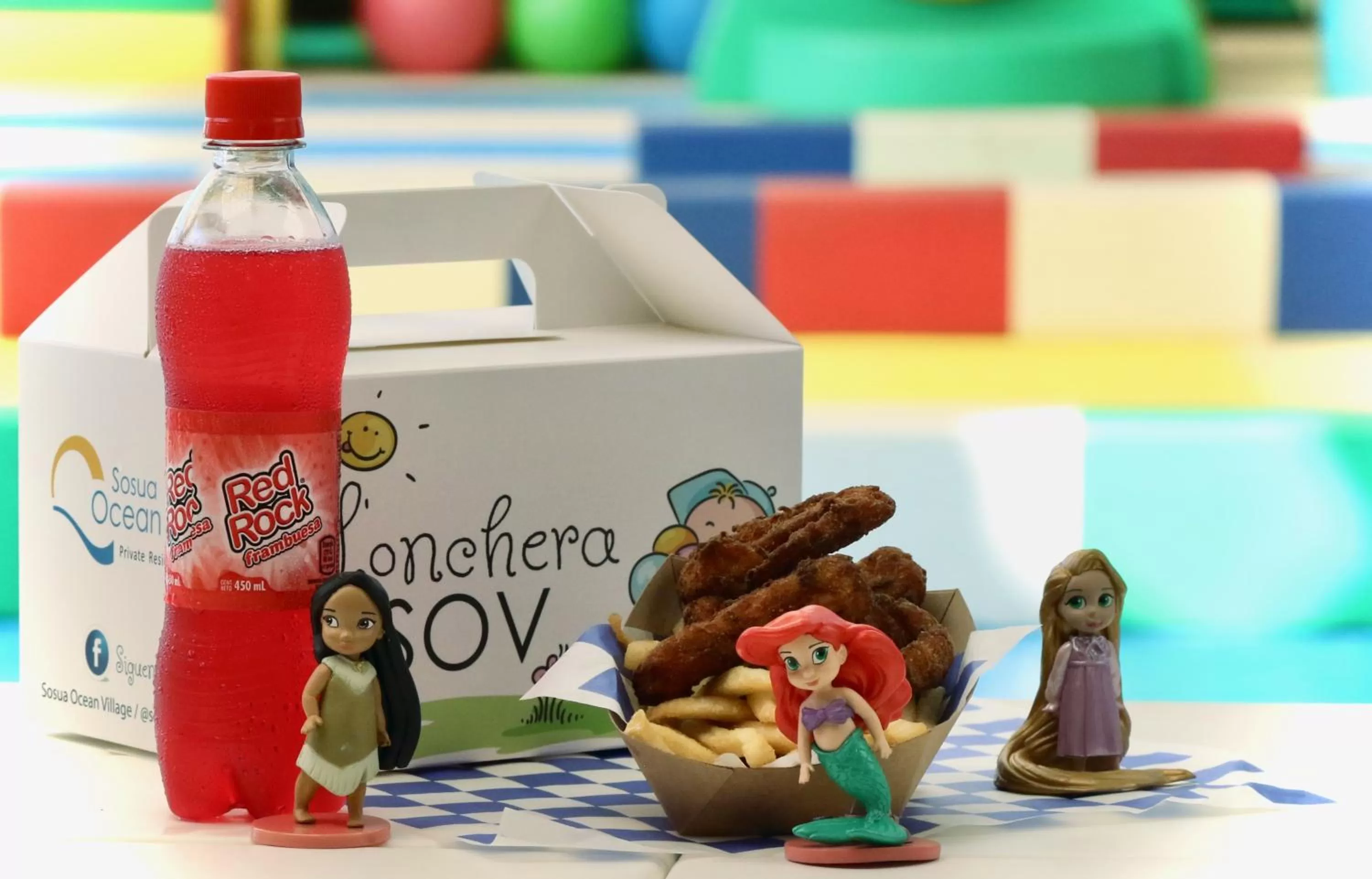 Food and drinks in Ocean Village Deluxe Resort & Spa